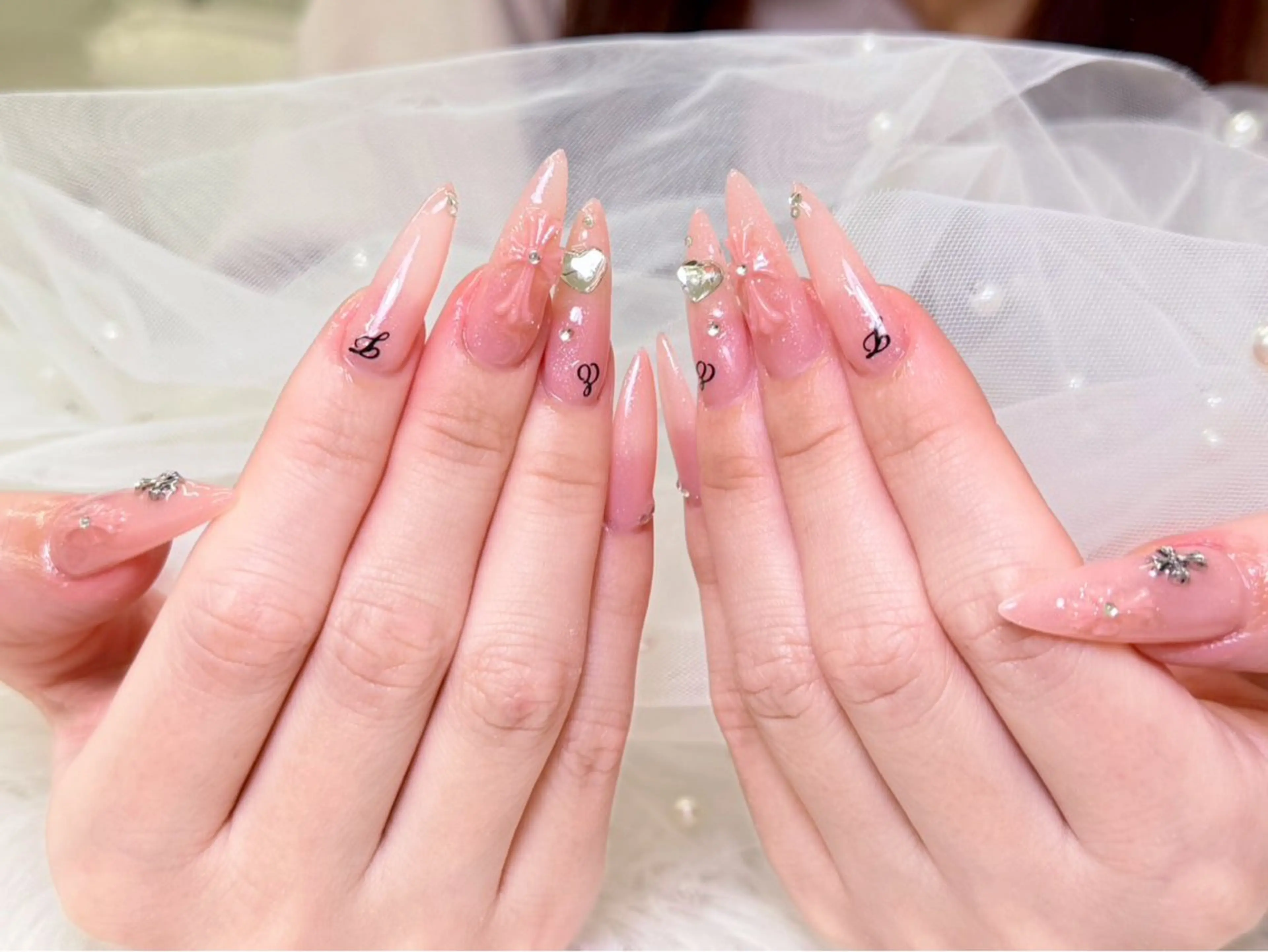ネイル lucky nail 歌舞伎町のネイルデザイン