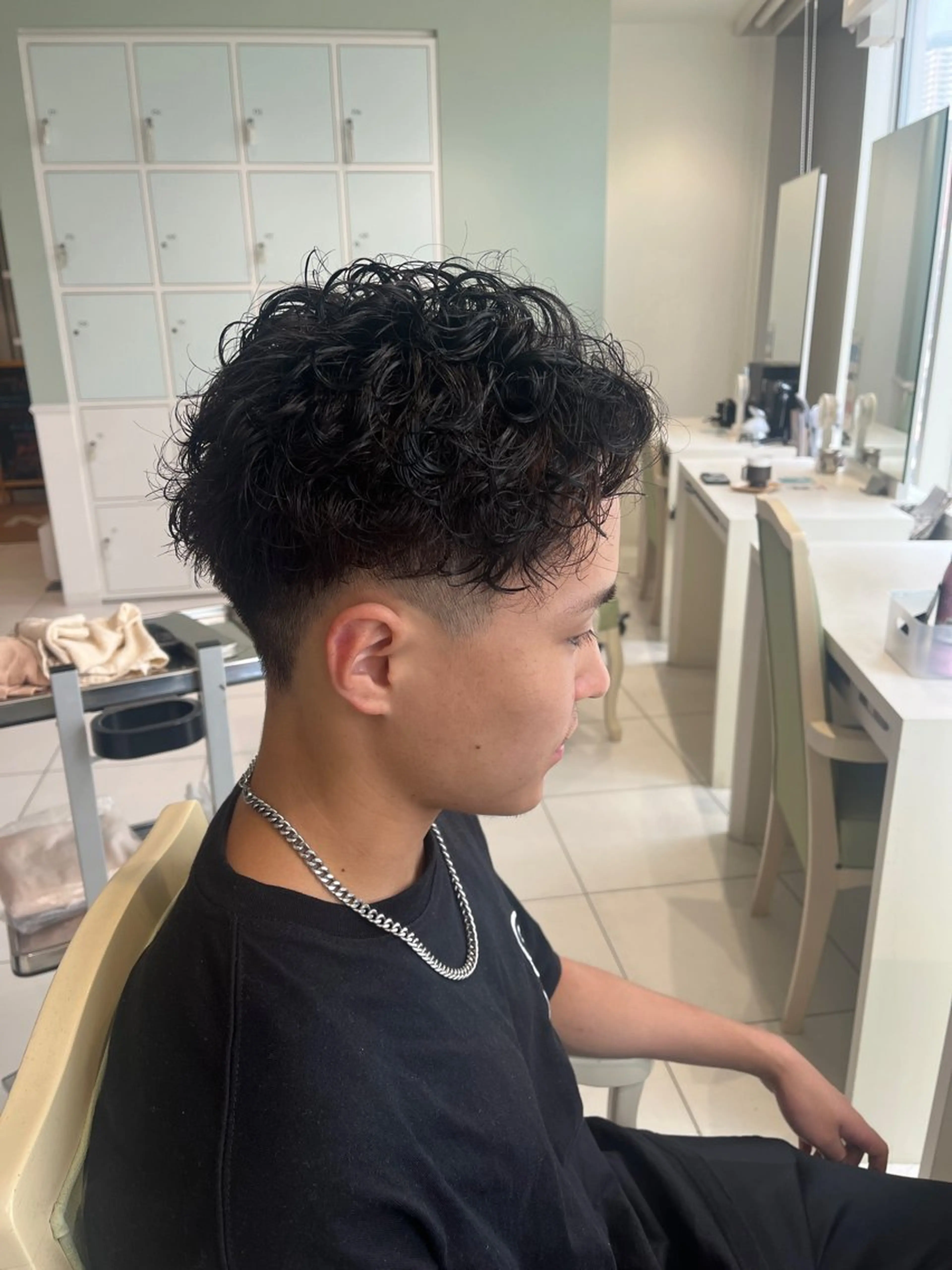 パーマ メンズ カット パーマ レイヤー/パーマ/ 暖色系/貞金瑞波のヘアスタイル