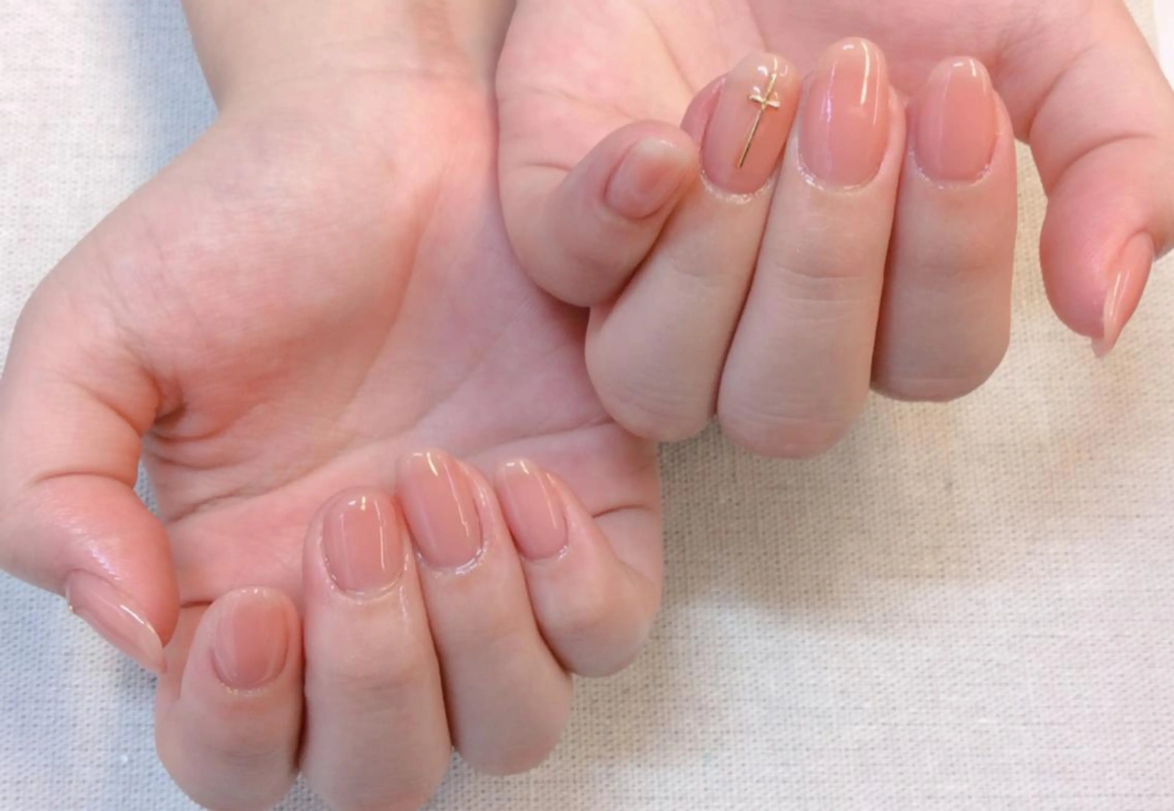 ネイル ワンカラーネイル 新橋 ルキナ スタッフのネイルデザイン