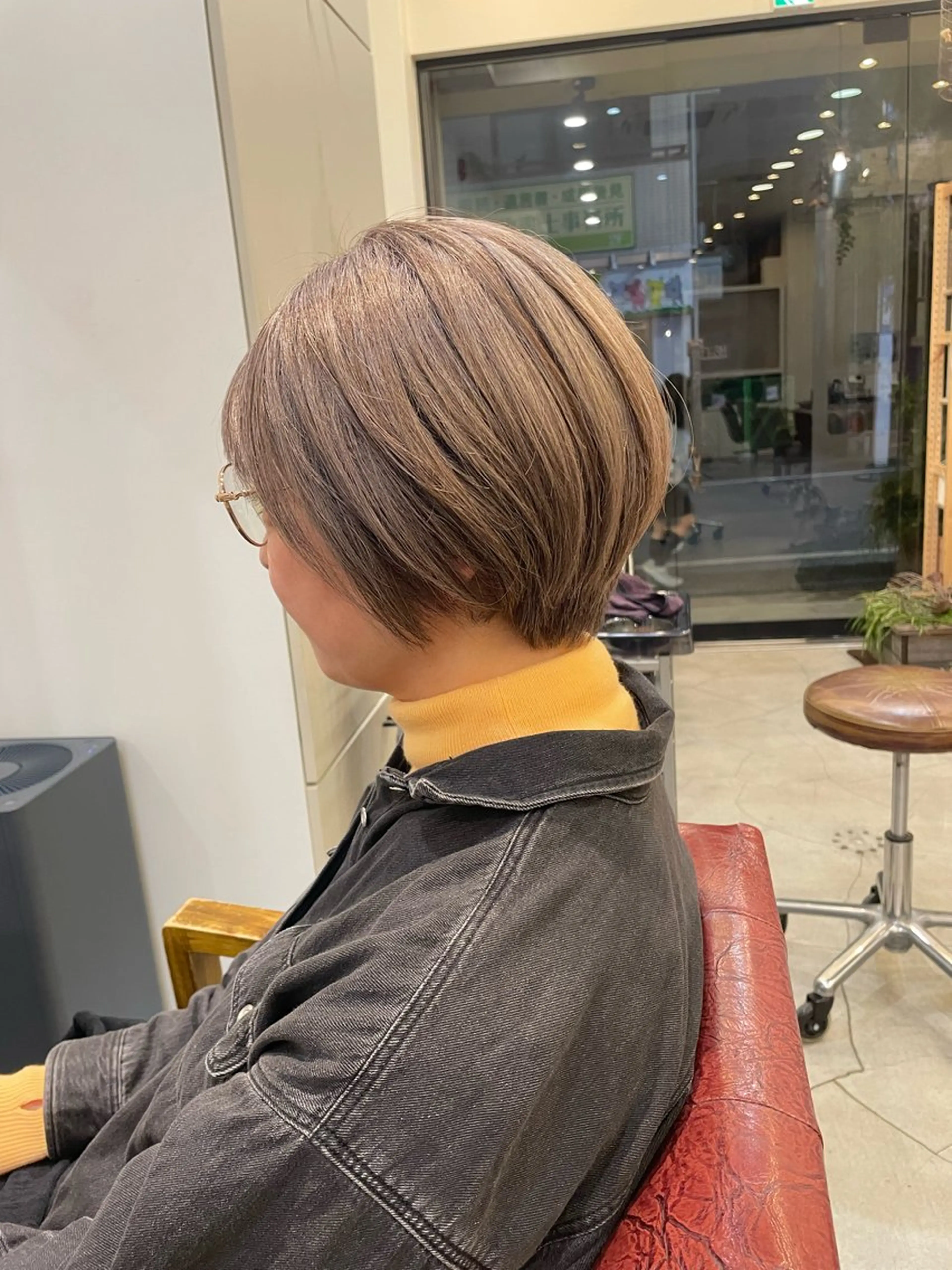 ショート カラー ショートボブ 丸みショート ベージュカラー ボブ ショートヘア 丹 優菜のヘアスタイル