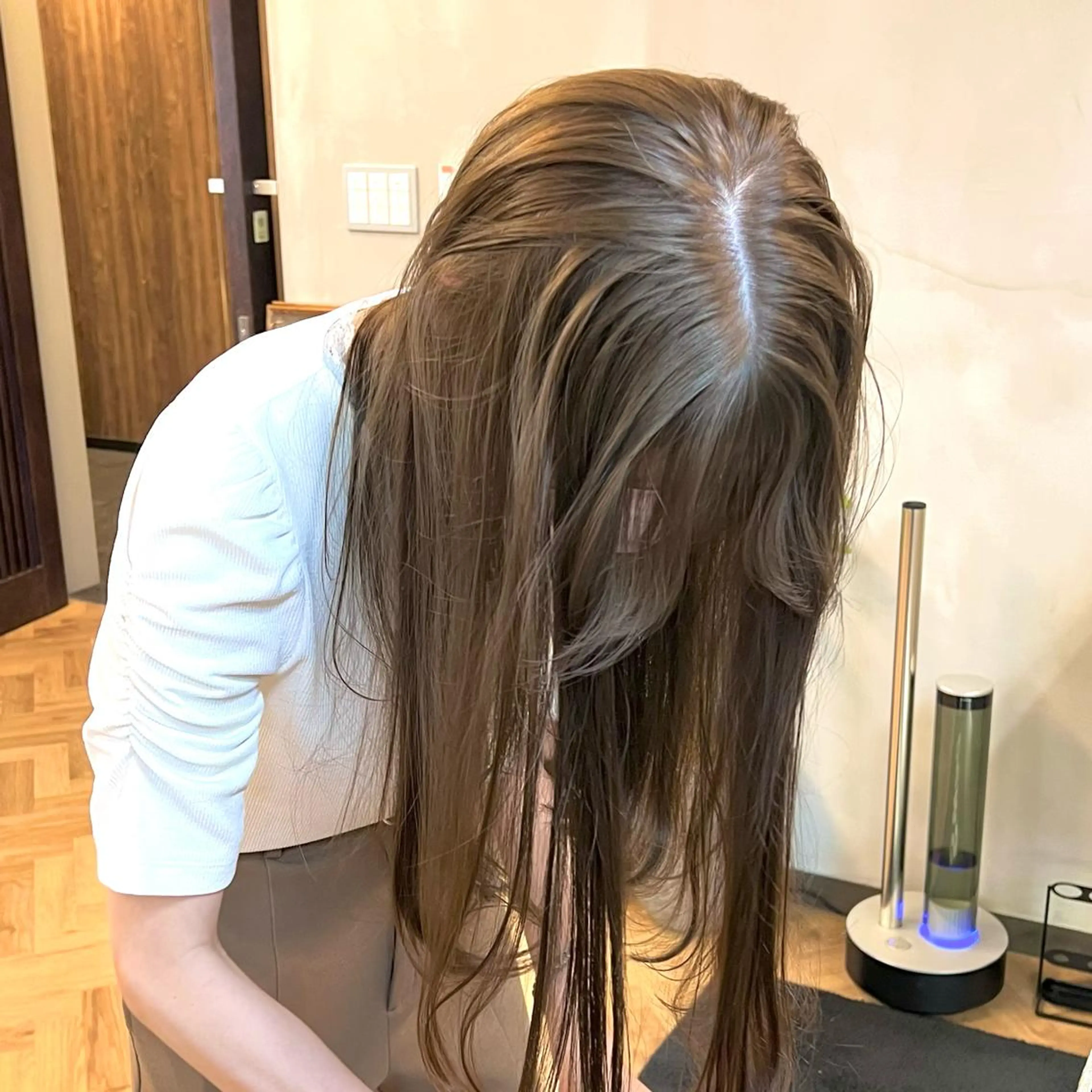 ロング カラー パーマ ヘアアレンジ メンズ キッズ ネイル マツエク・マツパ アイブロウ カット ヘアカラー トリートメント 前川 朋香のヘアスタイル