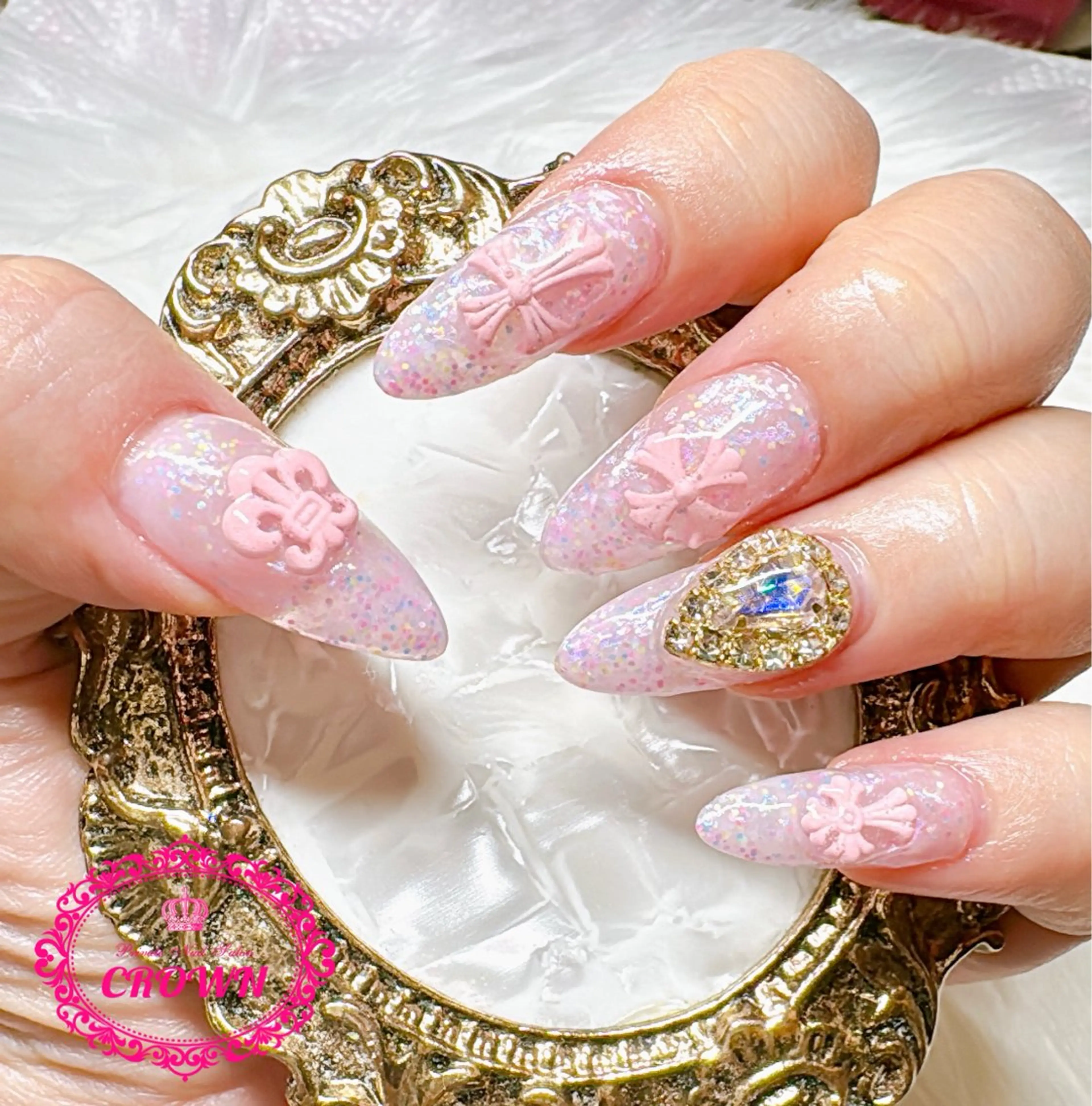 ネイル CROWN プライベートサロンのネイルデザイン