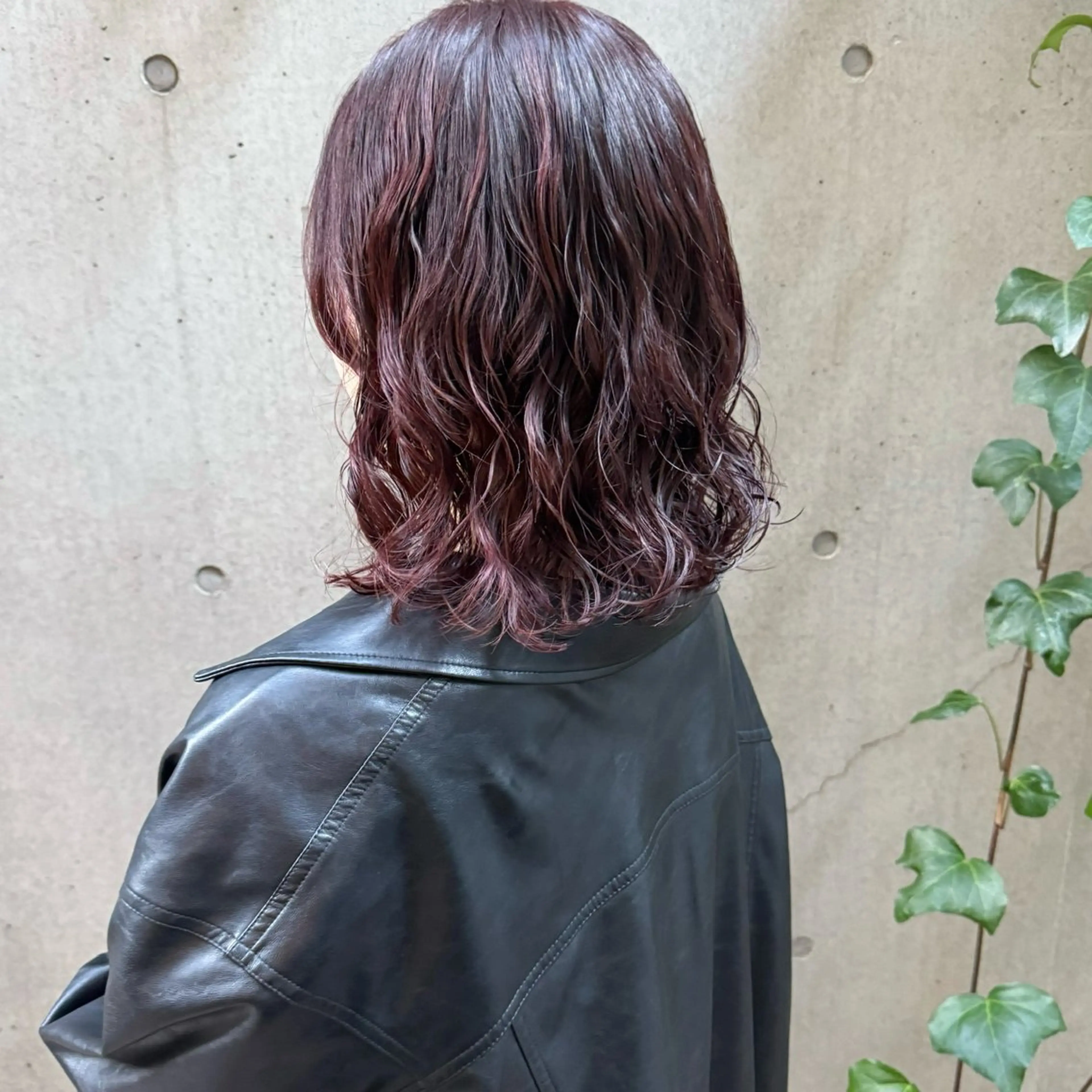 ミディアム カラー パーマ 大橋 芽衣のヘアスタイル