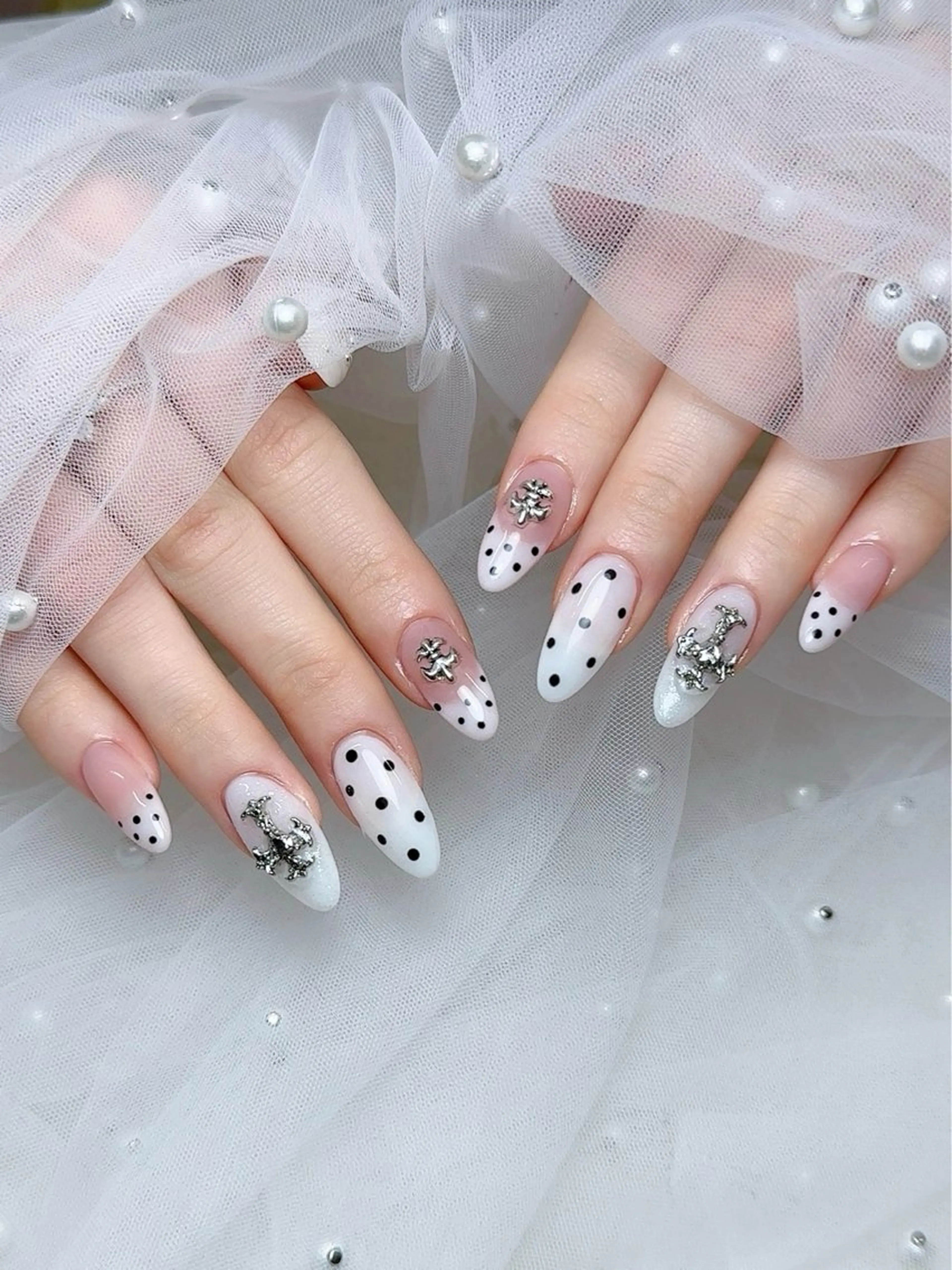 ネイル ハンドネイル ENsalon akiのネイルデザイン