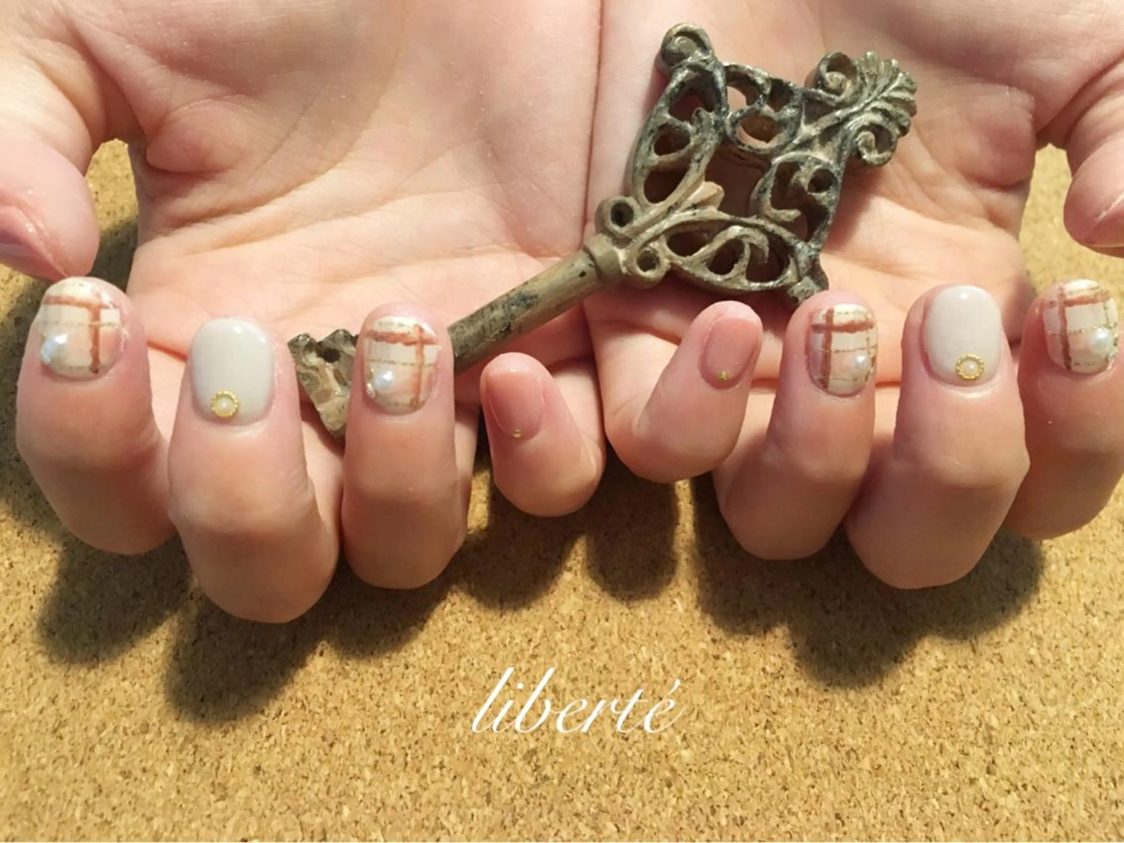 ネイル liberté (リベルテ)のネイルデザイン