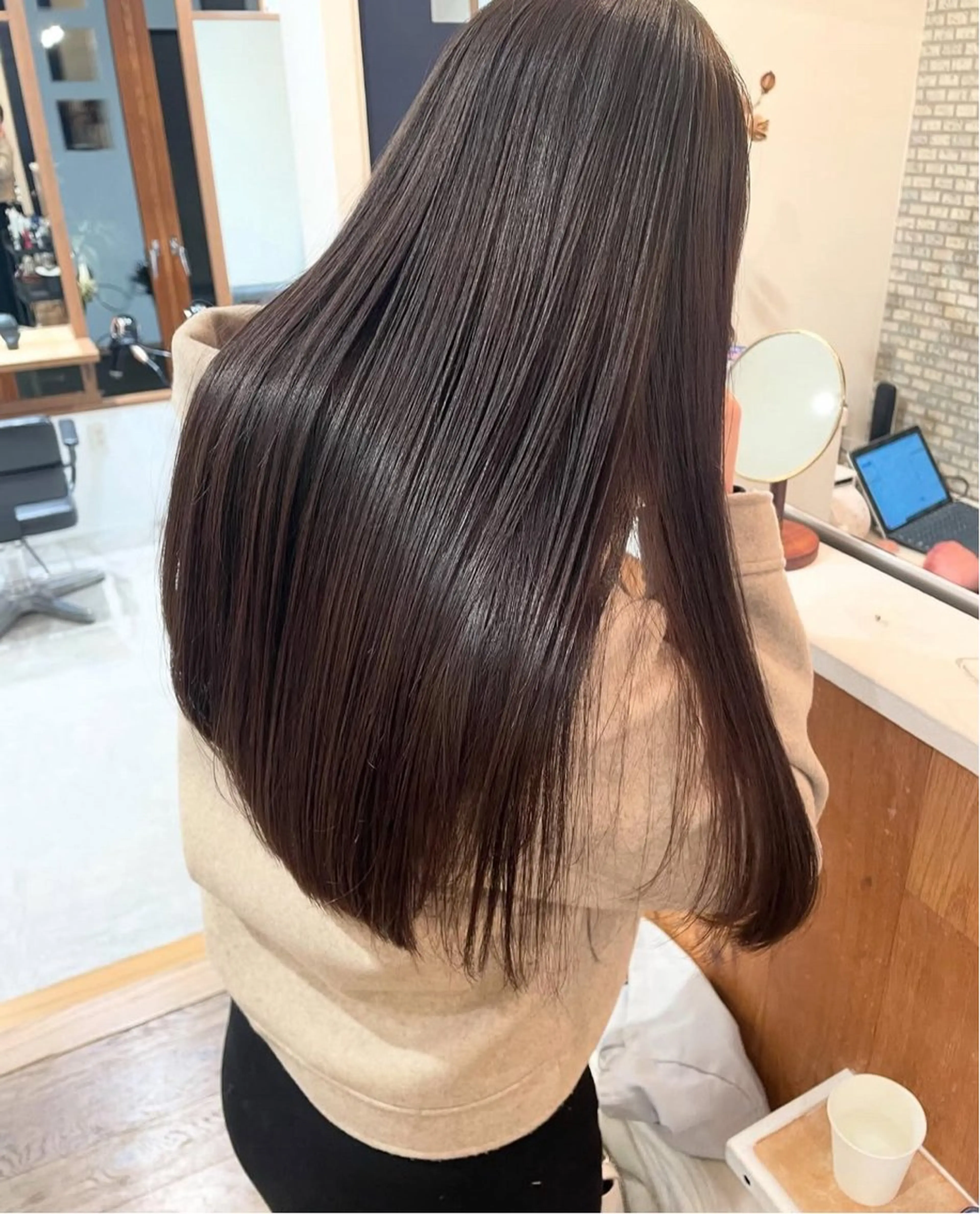 ロング カラー パーマ トリートメント カット トリートメント 髪質改善ストレート✨ パーマヘア✨YUKIのヘアスタイル