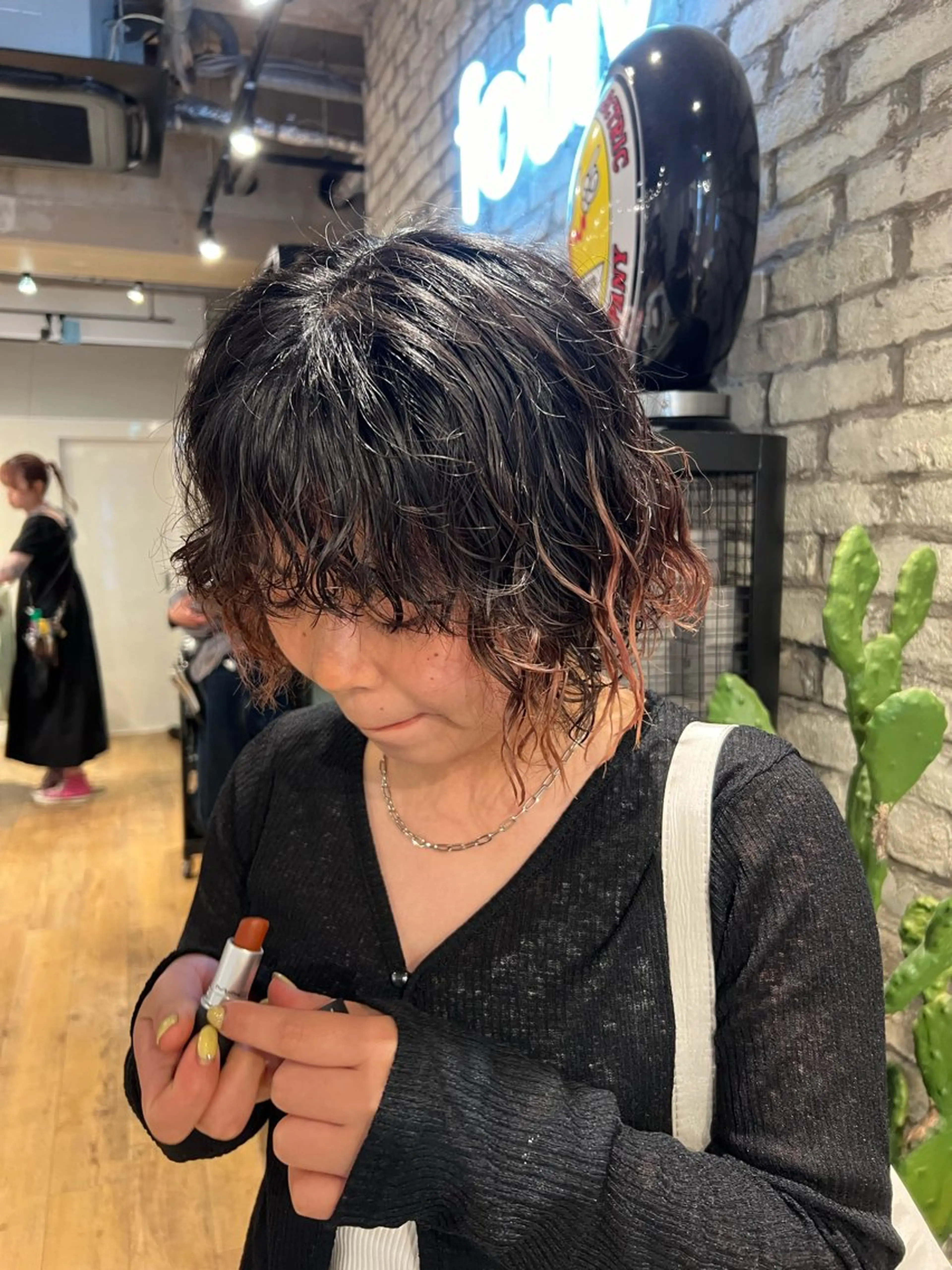 ミディアム 與座 小遥のヘアスタイル