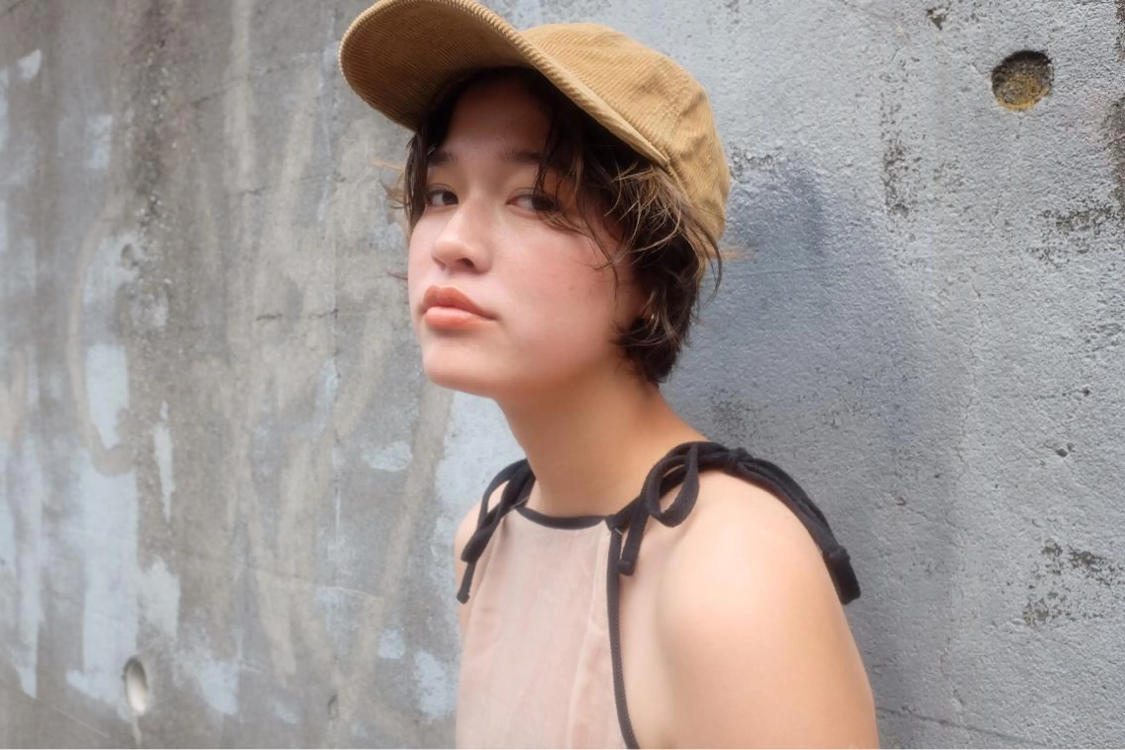 ショート カラー 滝島 真帆のヘアスタイル