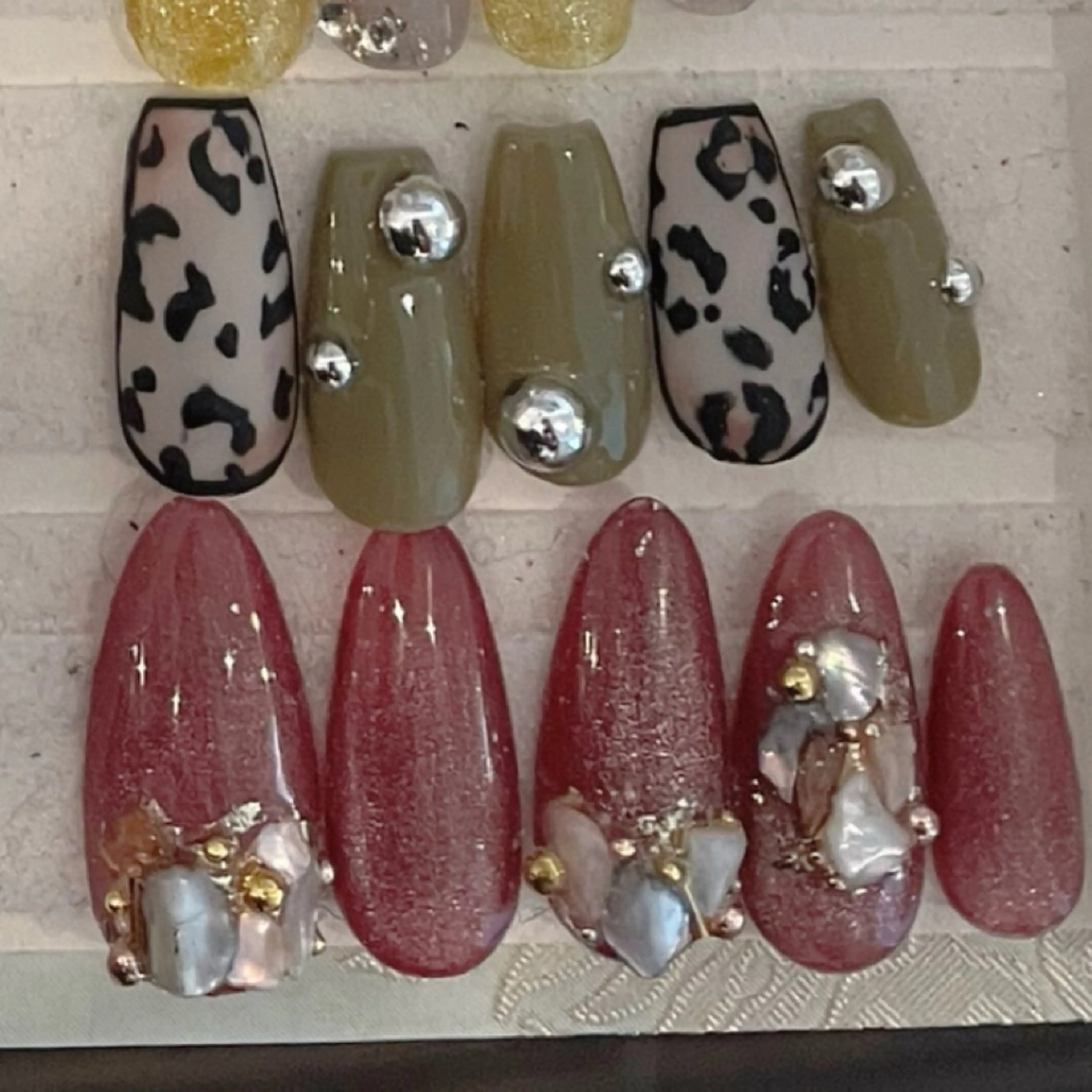 ネイル ゴージャス ハンドネイル BlueDaisy 栄本店のネイルデザイン