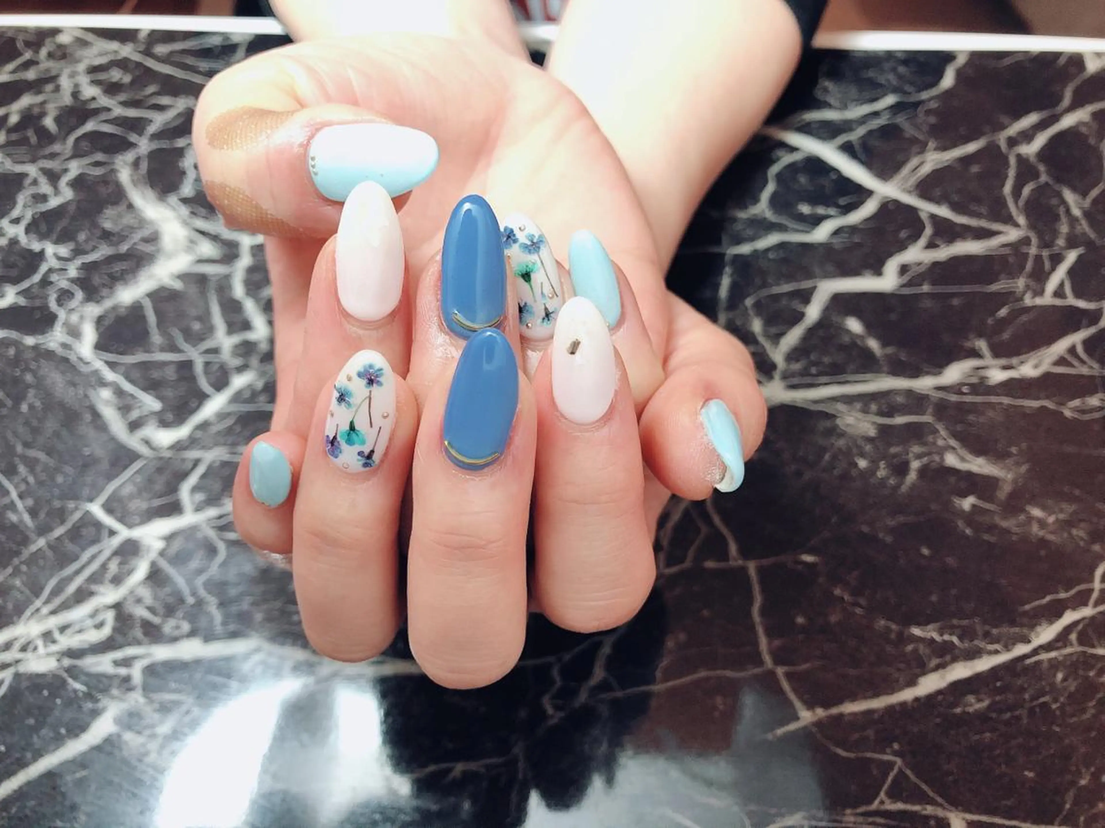 ネイル NAILSALON LUANAのネイルデザイン