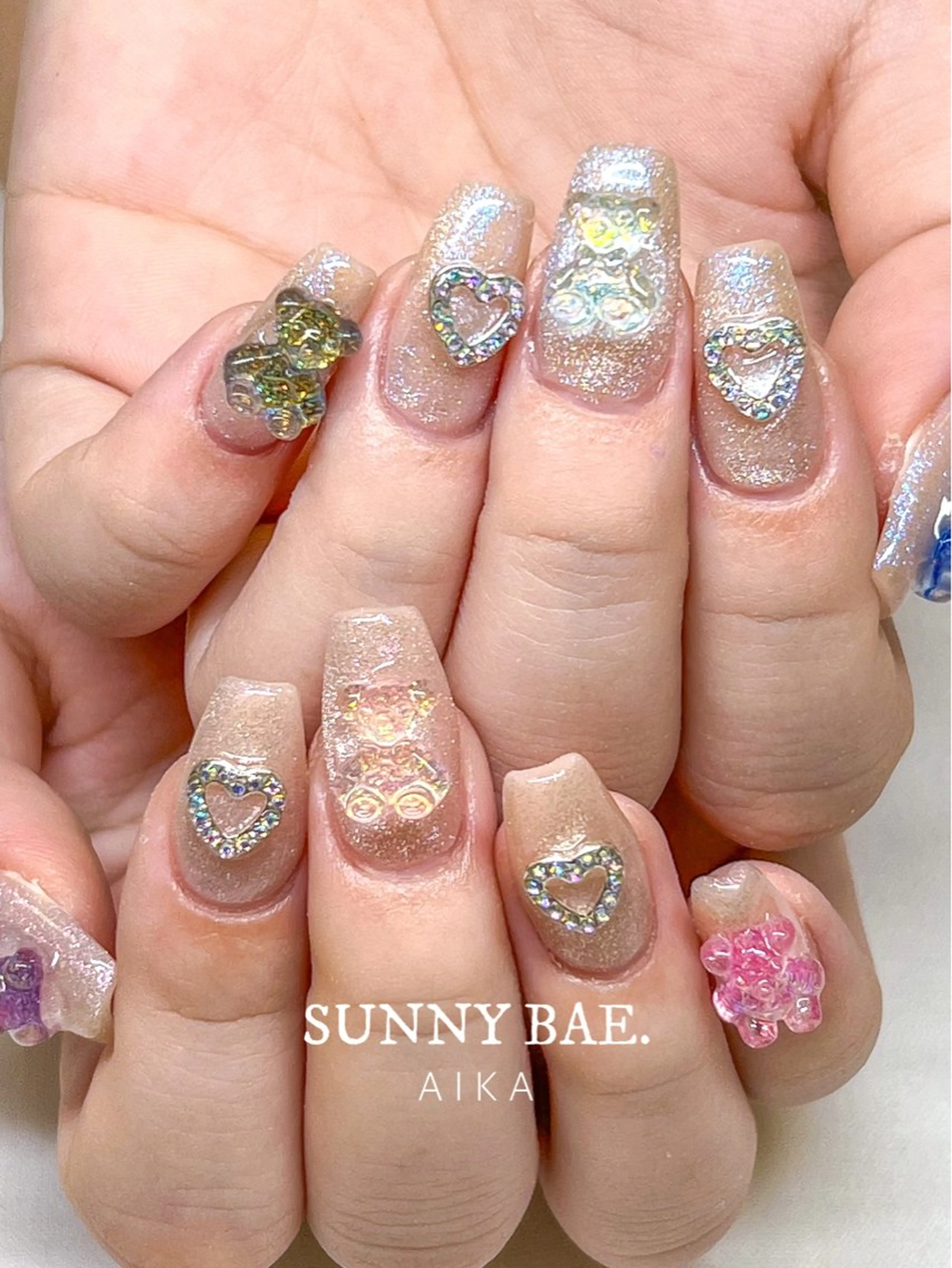 ネイル ジェルネイル キラキラネイル ロングネイル 持ち込み ワンカラーネイル Made By AIKAのネイルデザイン