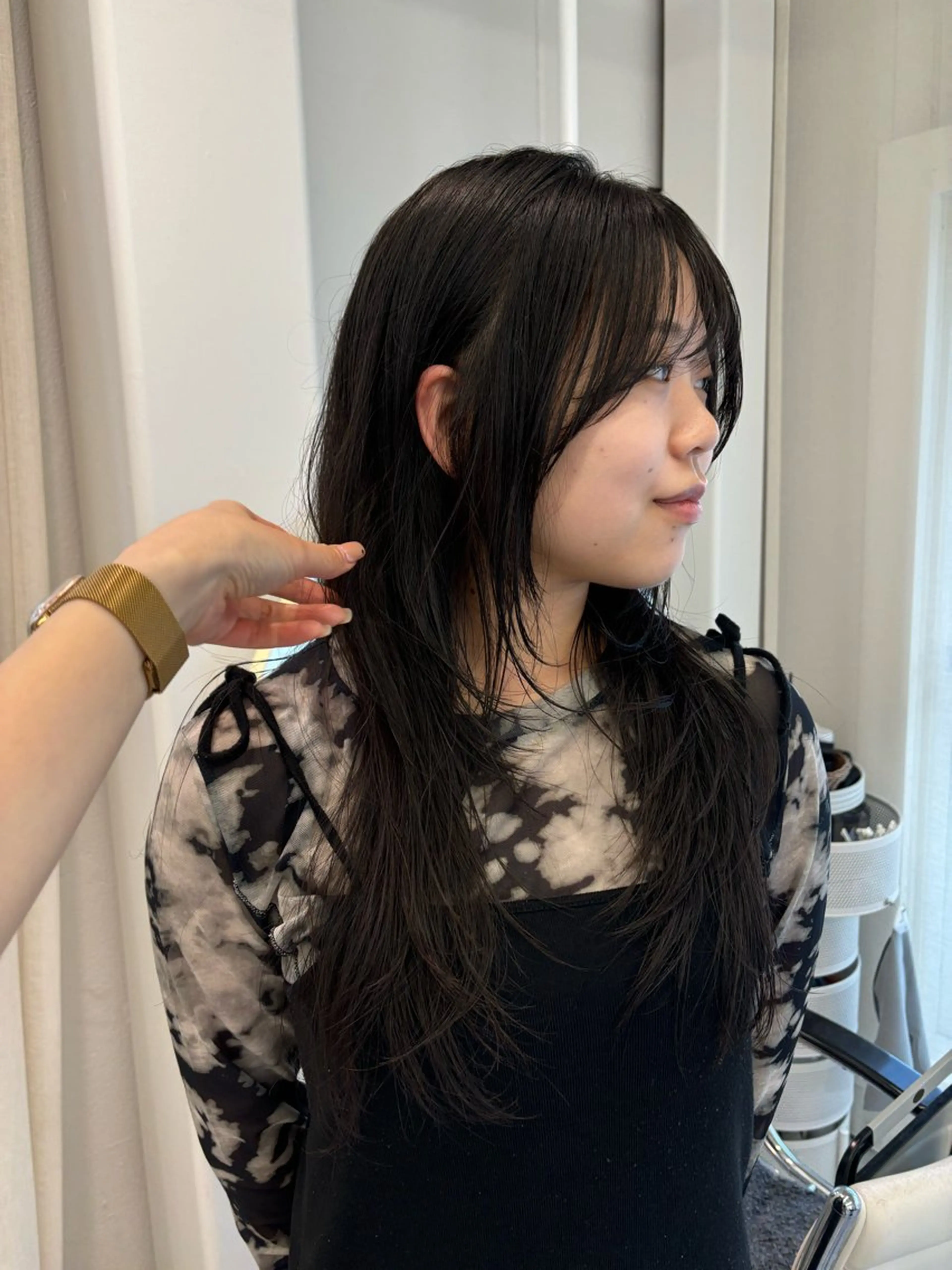 ロング カラー レイヤーカット カット ヘアカラー トリートメント レイヤーカット🎀 kanaのヘアスタイル