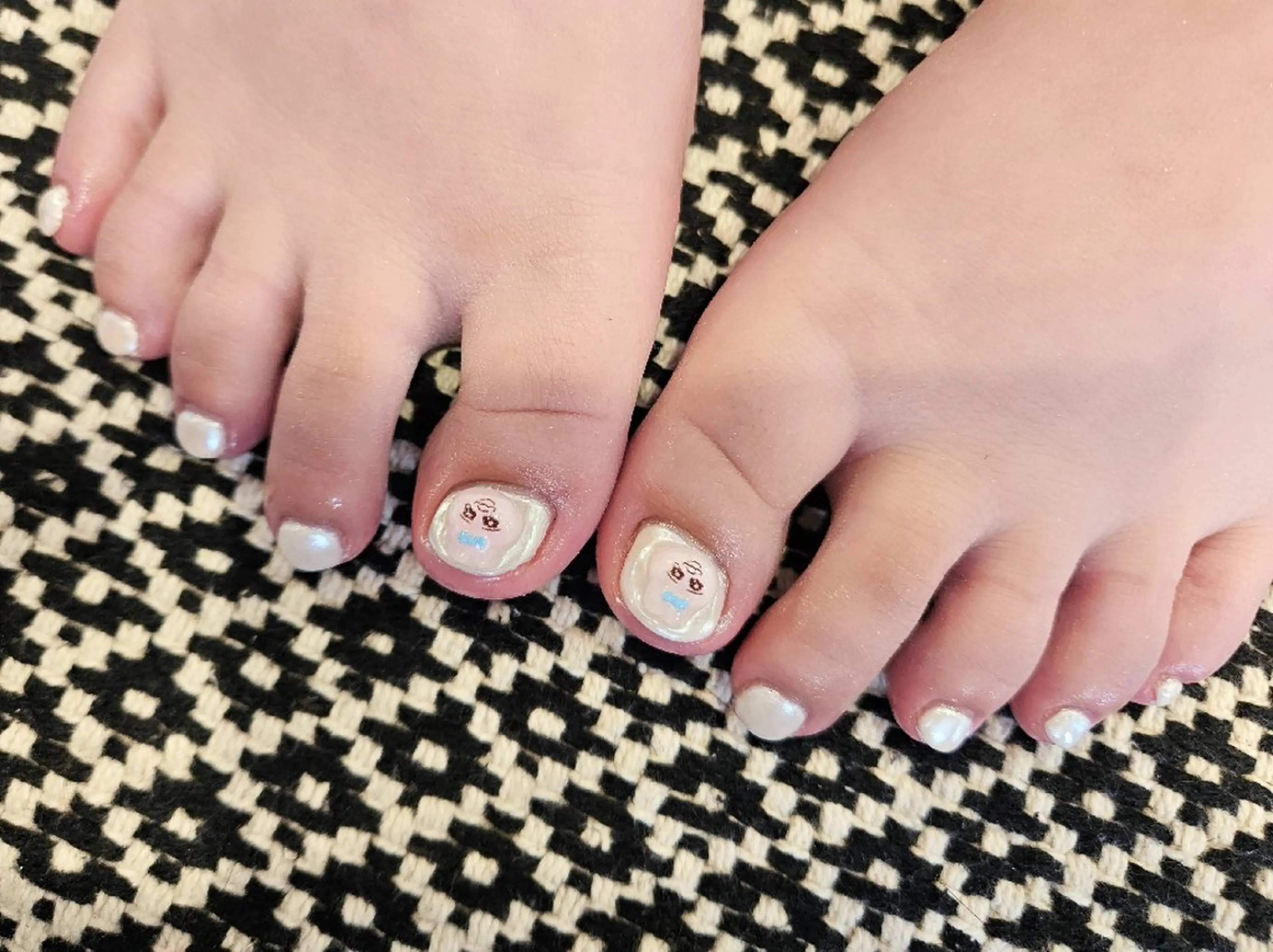 ネイル フットネイル 関口 友菜のヘアスタイル