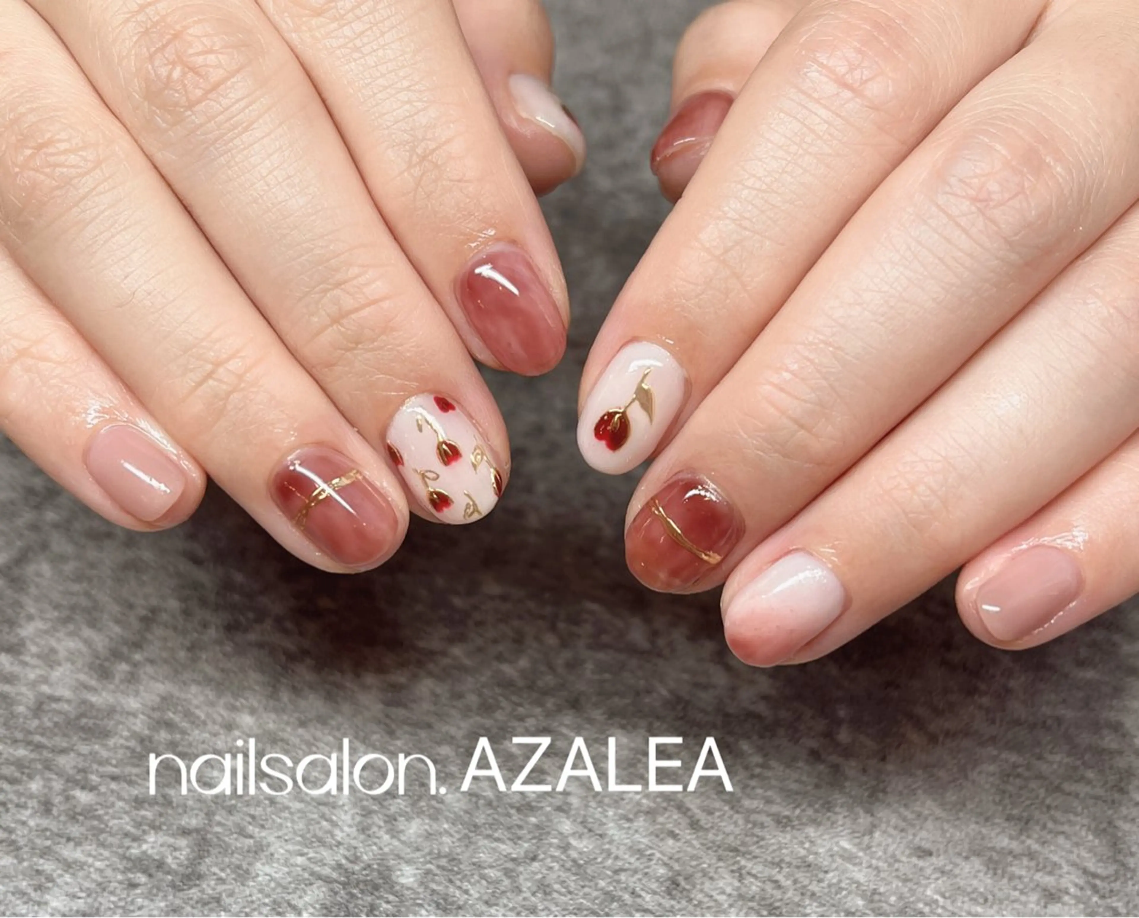 ネイル R inのネイルデザイン