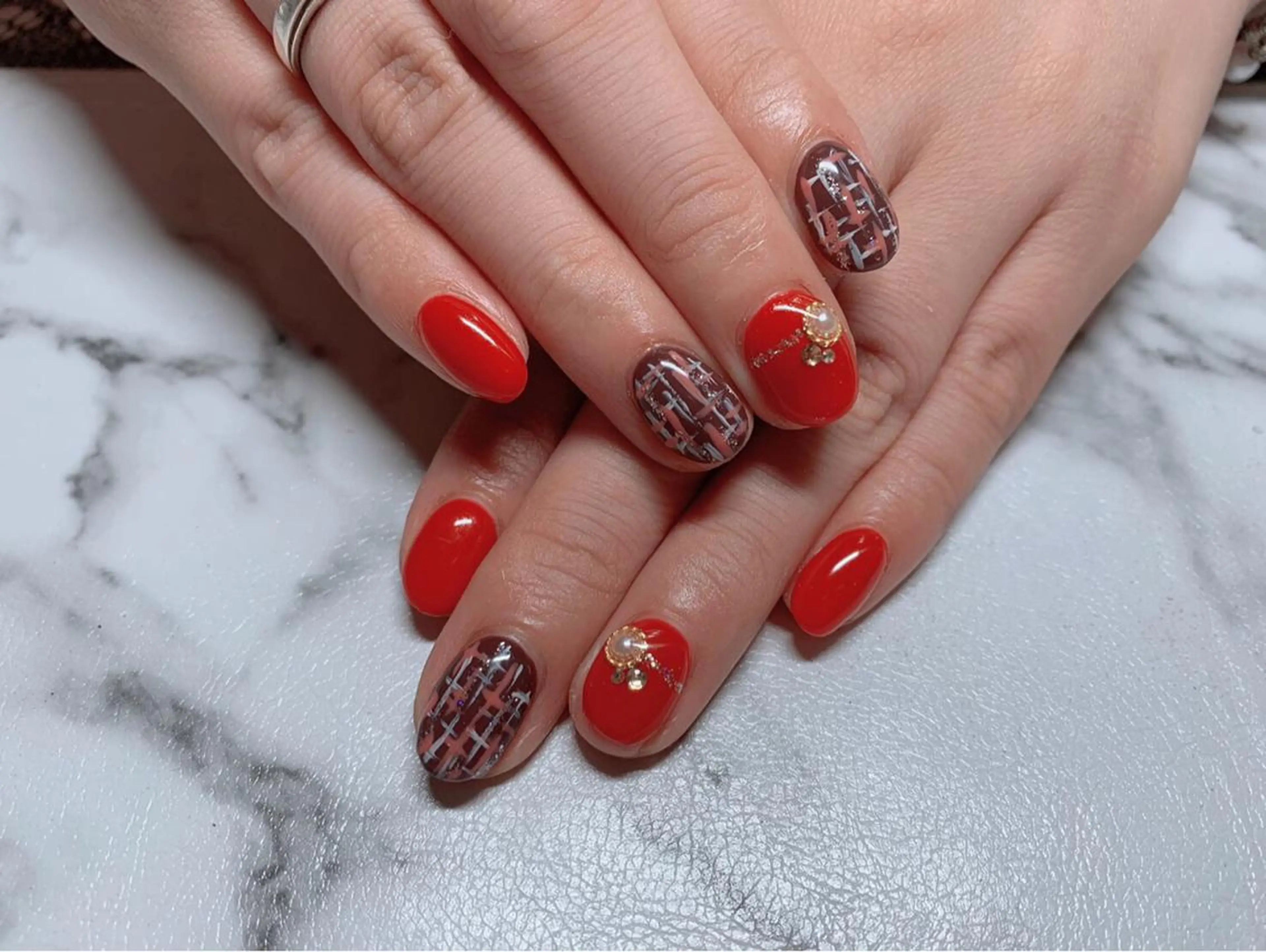 ネイル ハンドネイル マジック ミラーのネイルデザイン