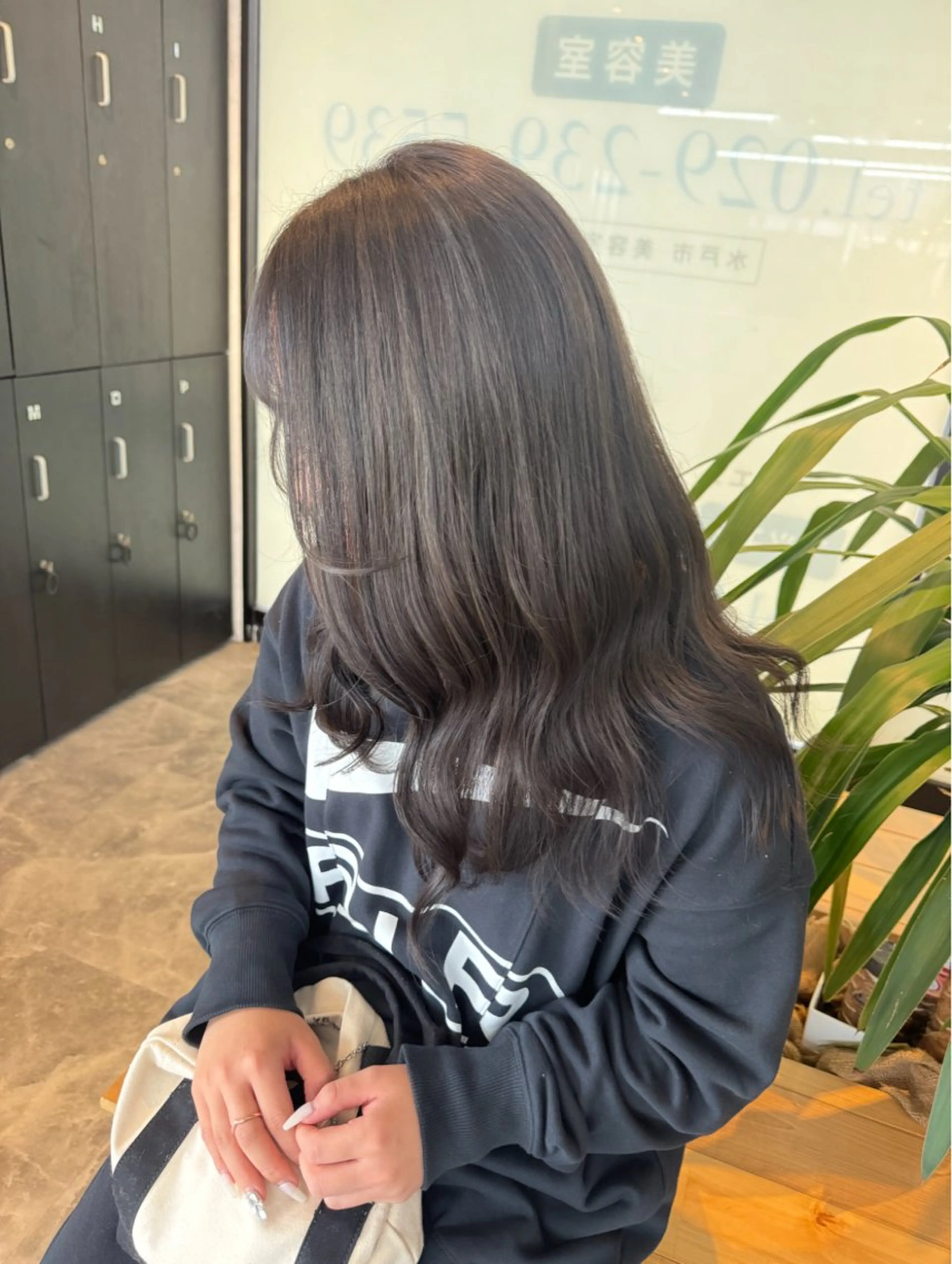 ロング カラー 蓮田 好良のヘアスタイル