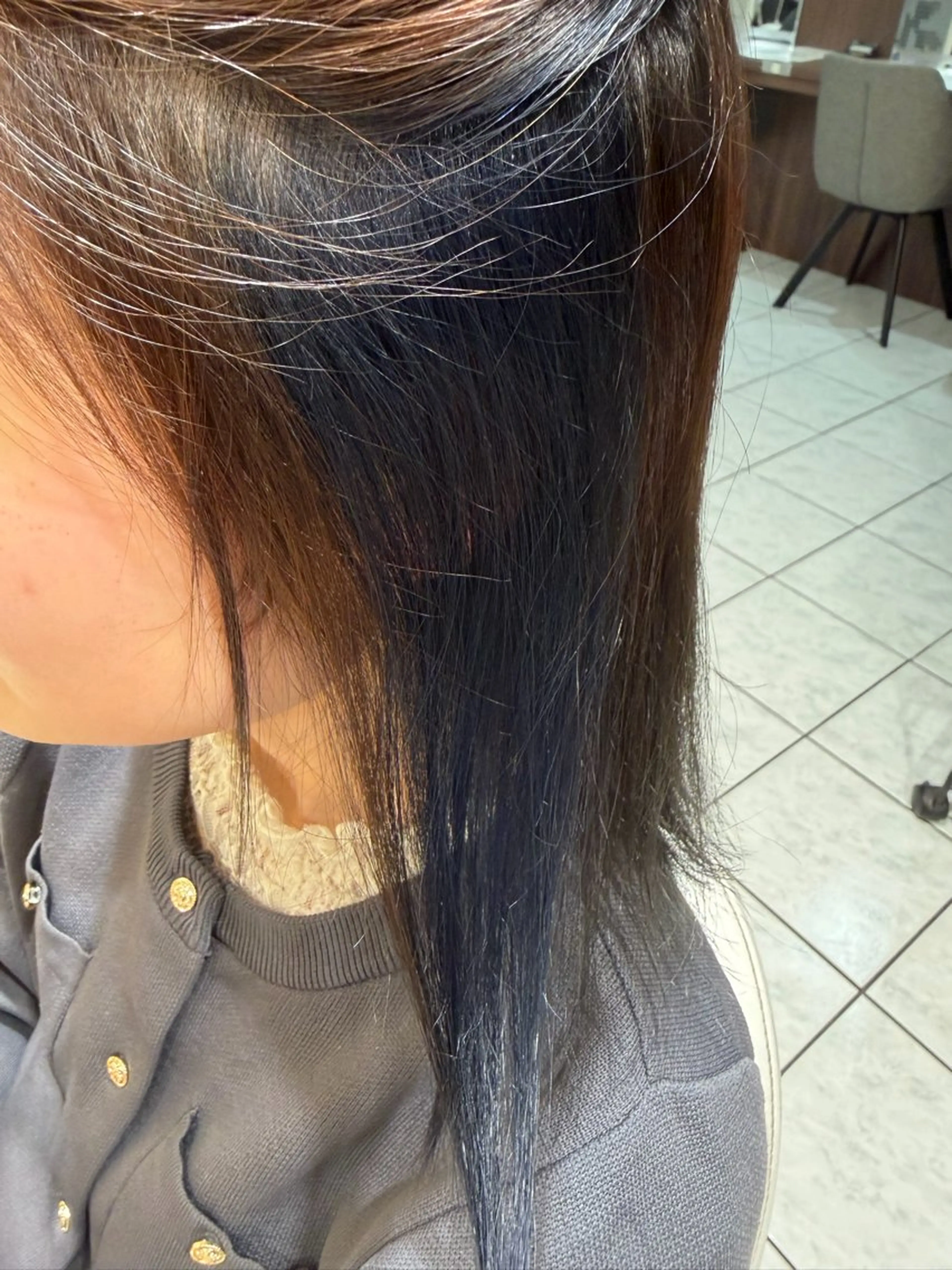 カラー 椿 薫のヘアスタイル