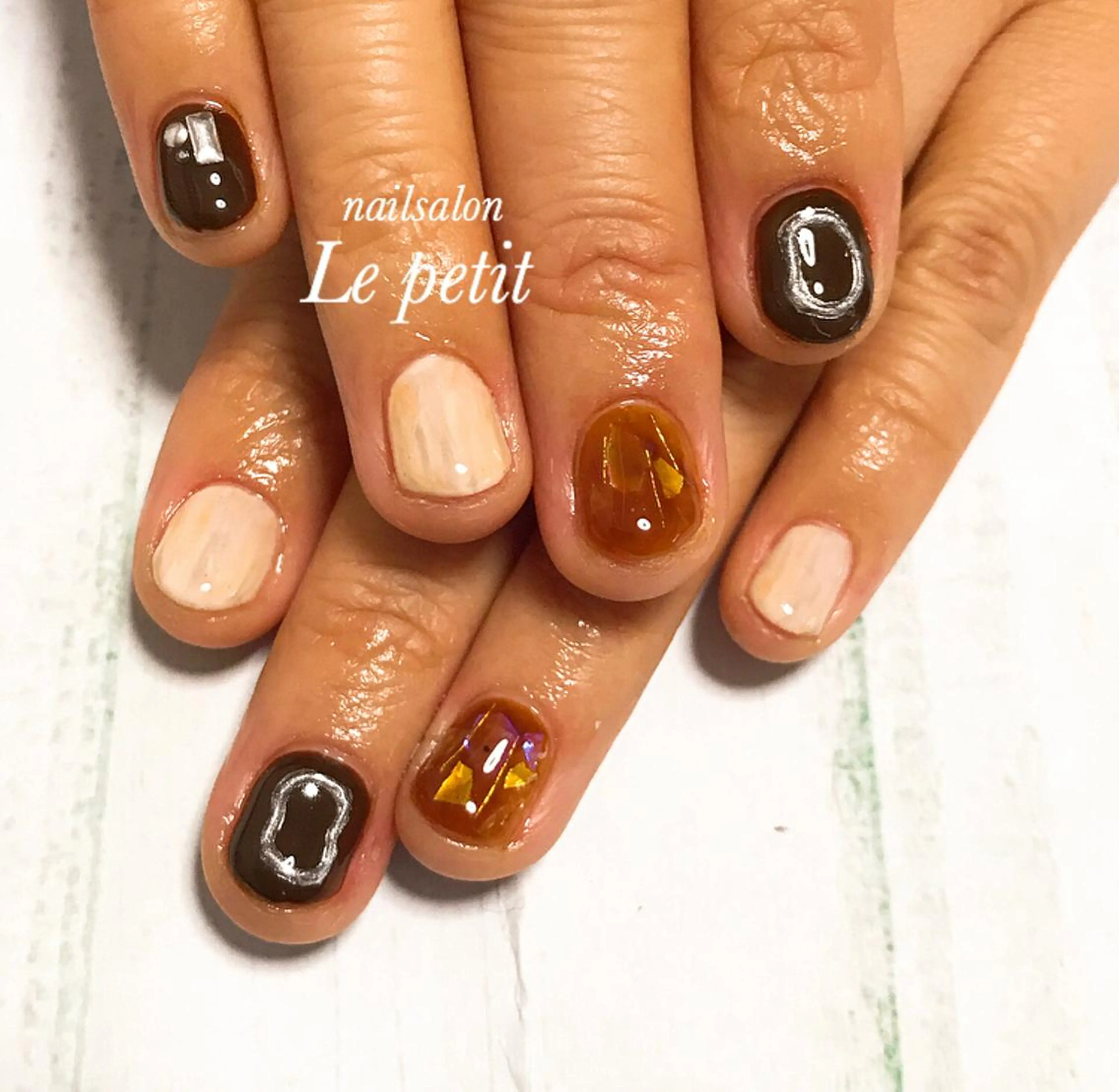 ネイル 石野 広佳のネイルデザイン