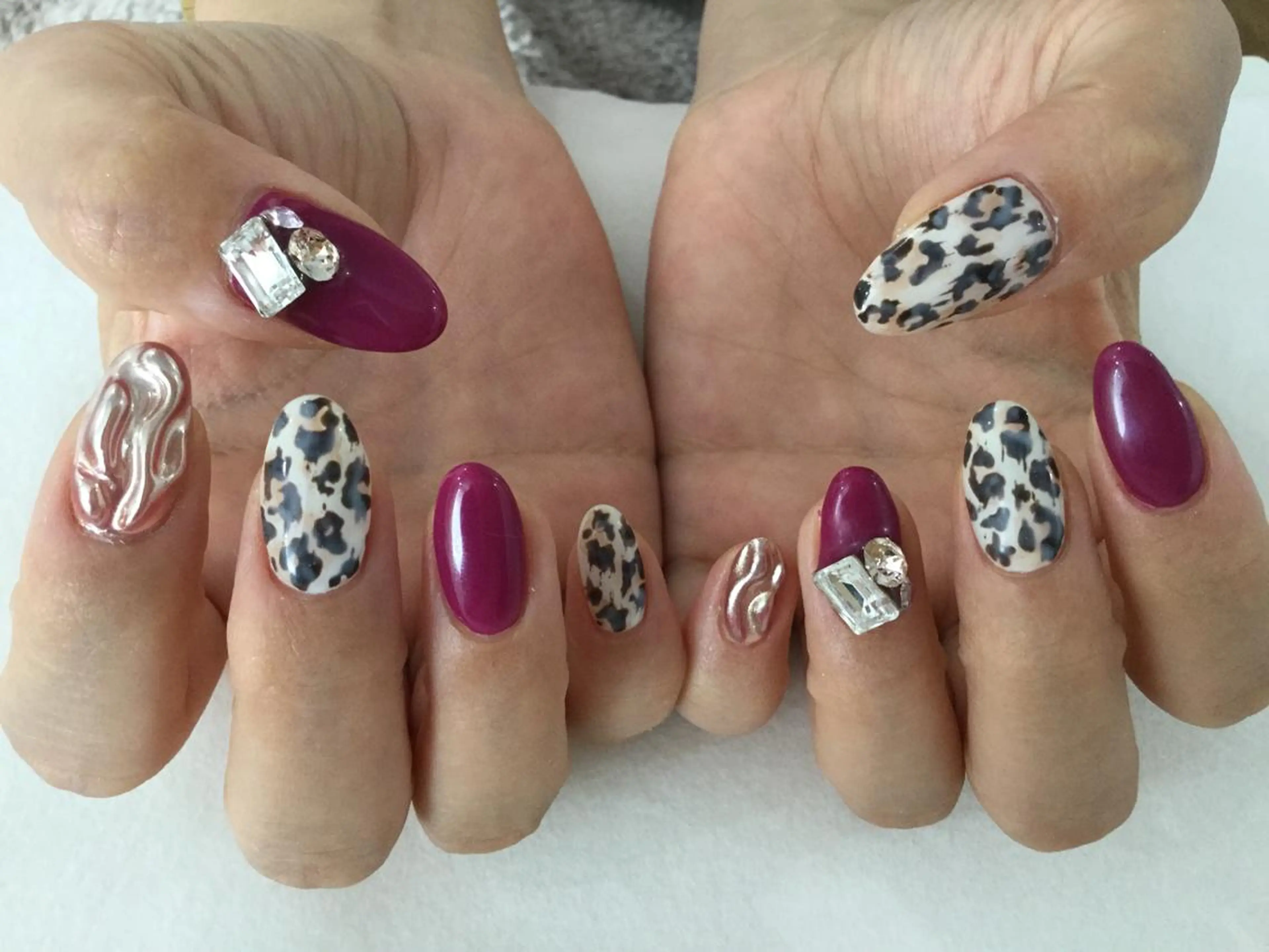 ネイル ハンドネイル 💎🐰 saki. m 🐰💎のネイルデザイン