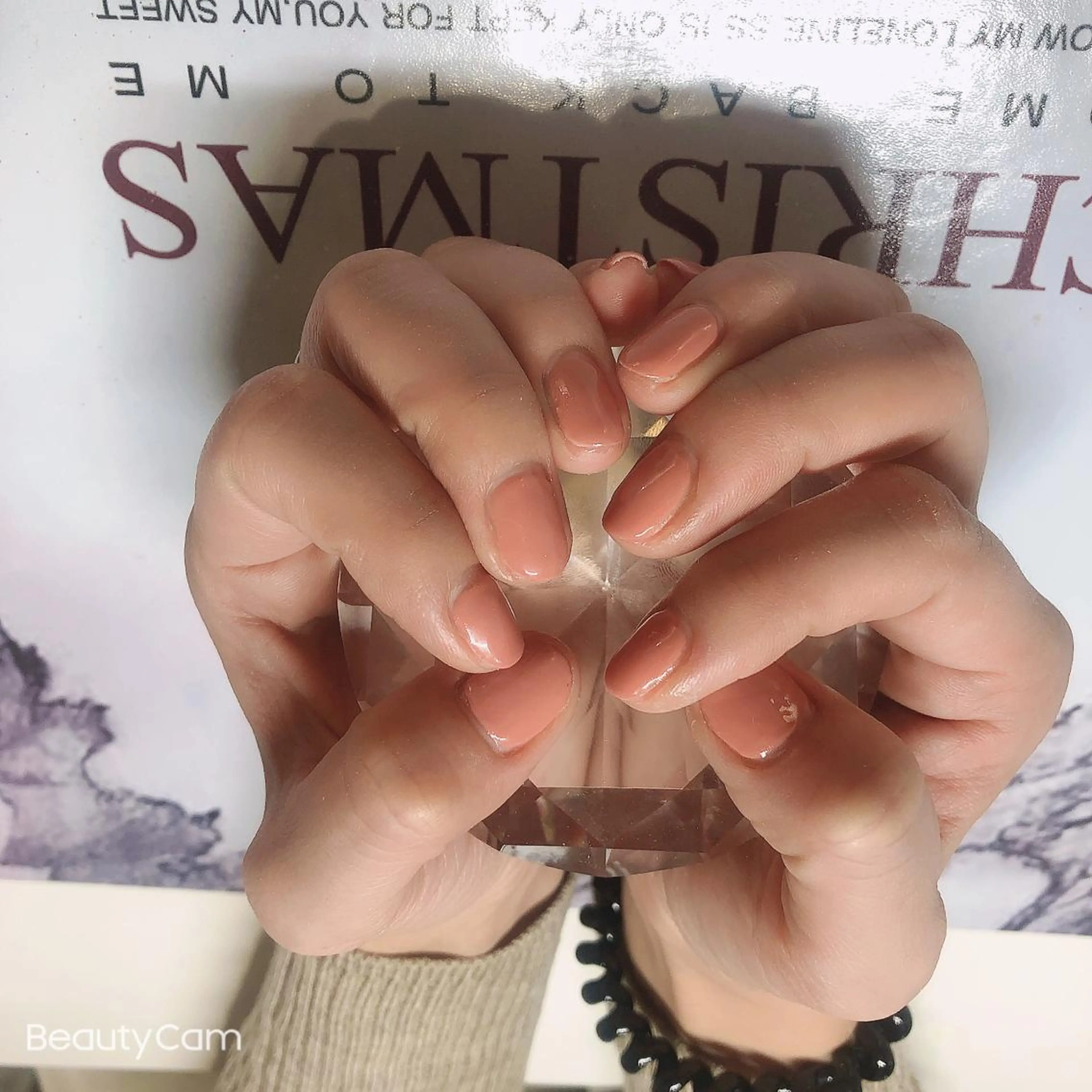 ネイル ガレンドウ 白澤 愛子のネイルデザイン