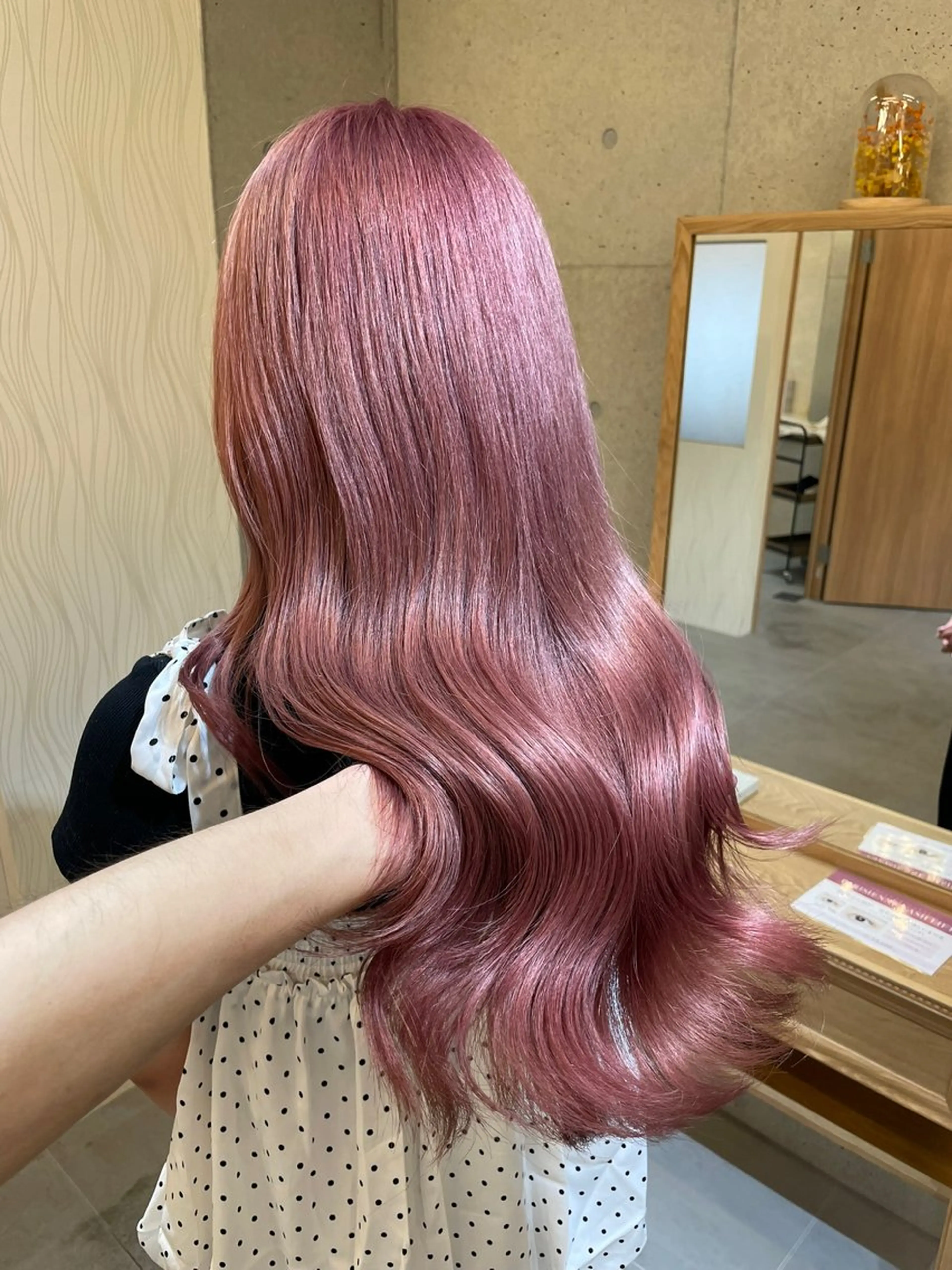 ロング カラー ベージュカラー ブリーチ ブラウンカラー ミルクティーベージュ ピンクカラー カット ヘアカラー トリートメント 羽田翔大/ブリーチ/ ボブカット/店長のヘアスタイル