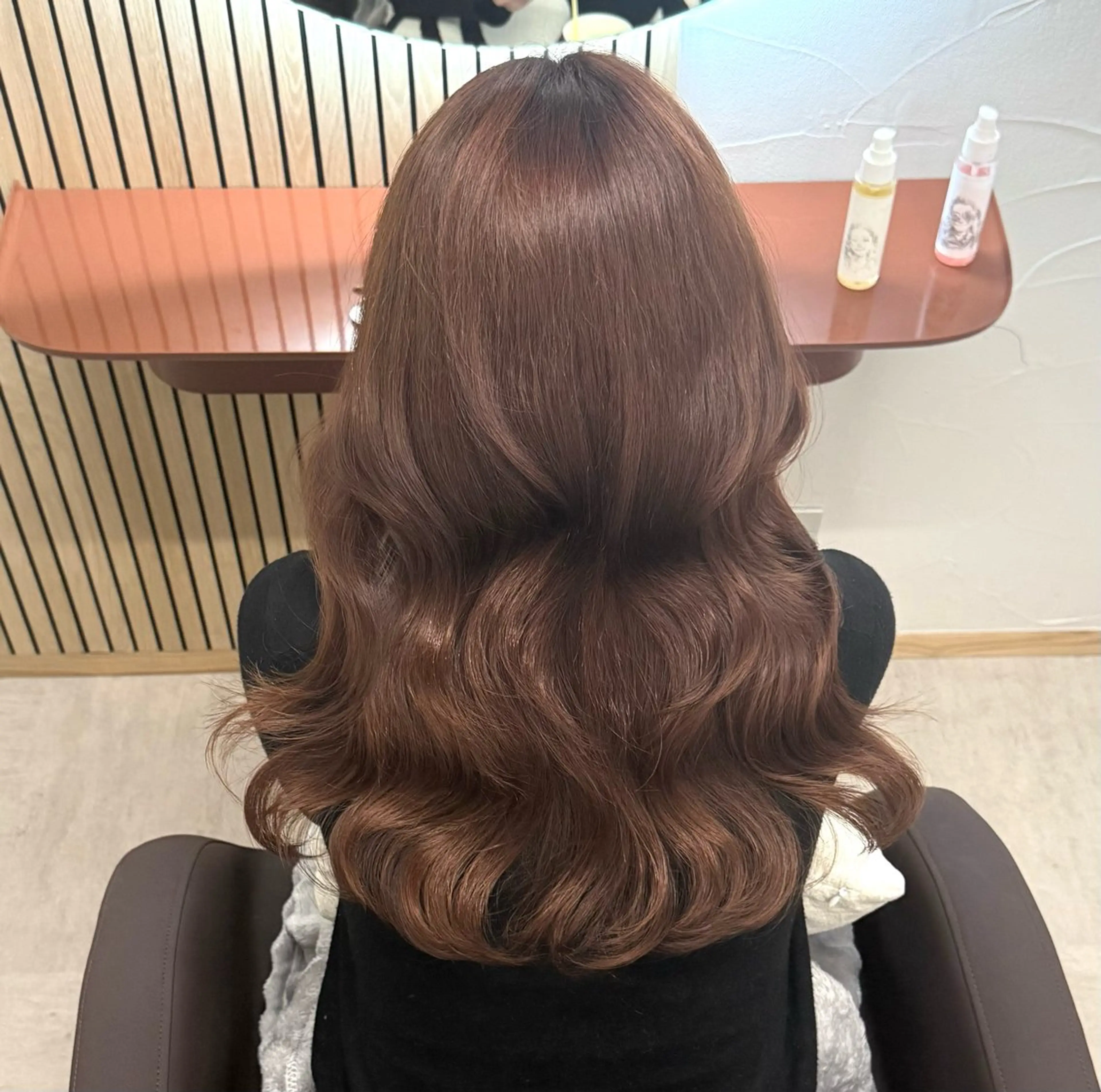 【初ブリーチ相談】韓国風レイヤーカット＋ブリーチ相談＋カラーの写真