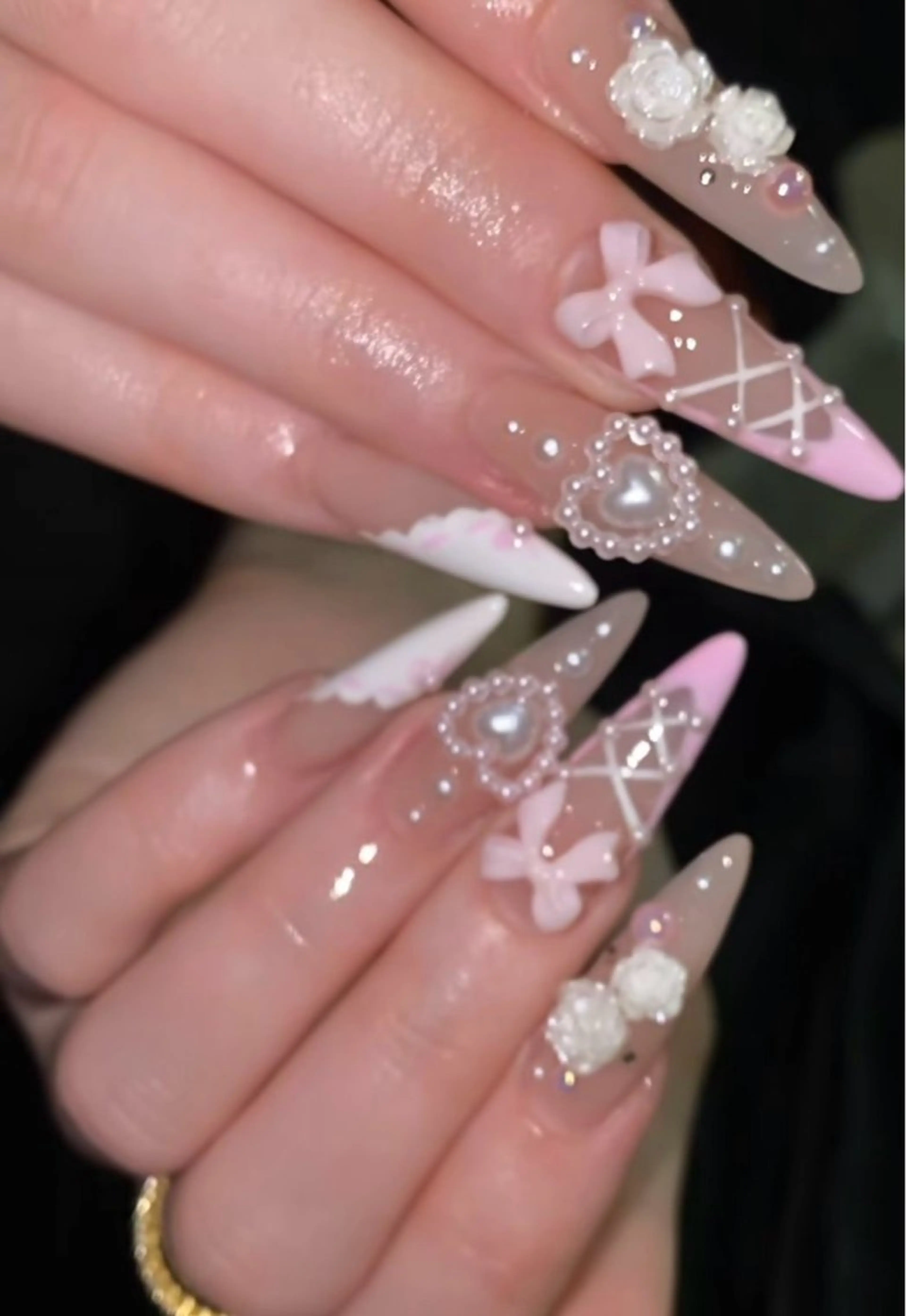 ネイル マグネットネイル ピンク ネイルチップ 冬ネイル Lee Nailsのネイルデザイン