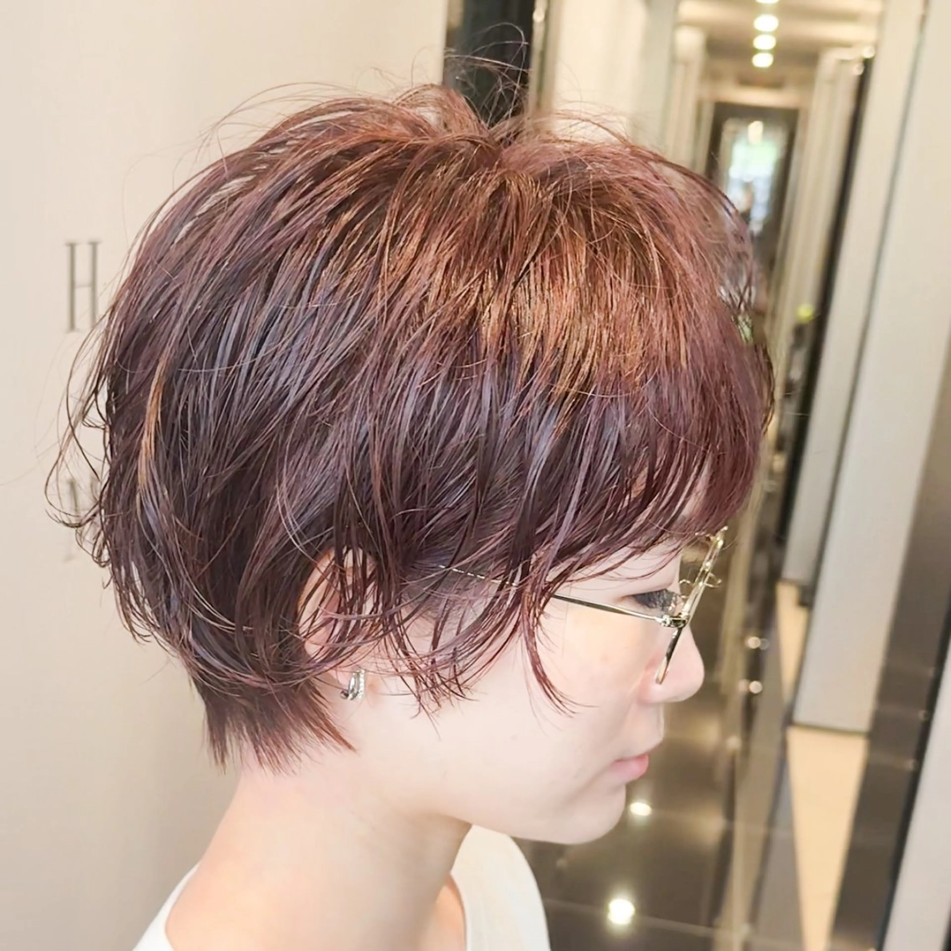 ショート パーマ 杉本 裕也のヘアスタイル