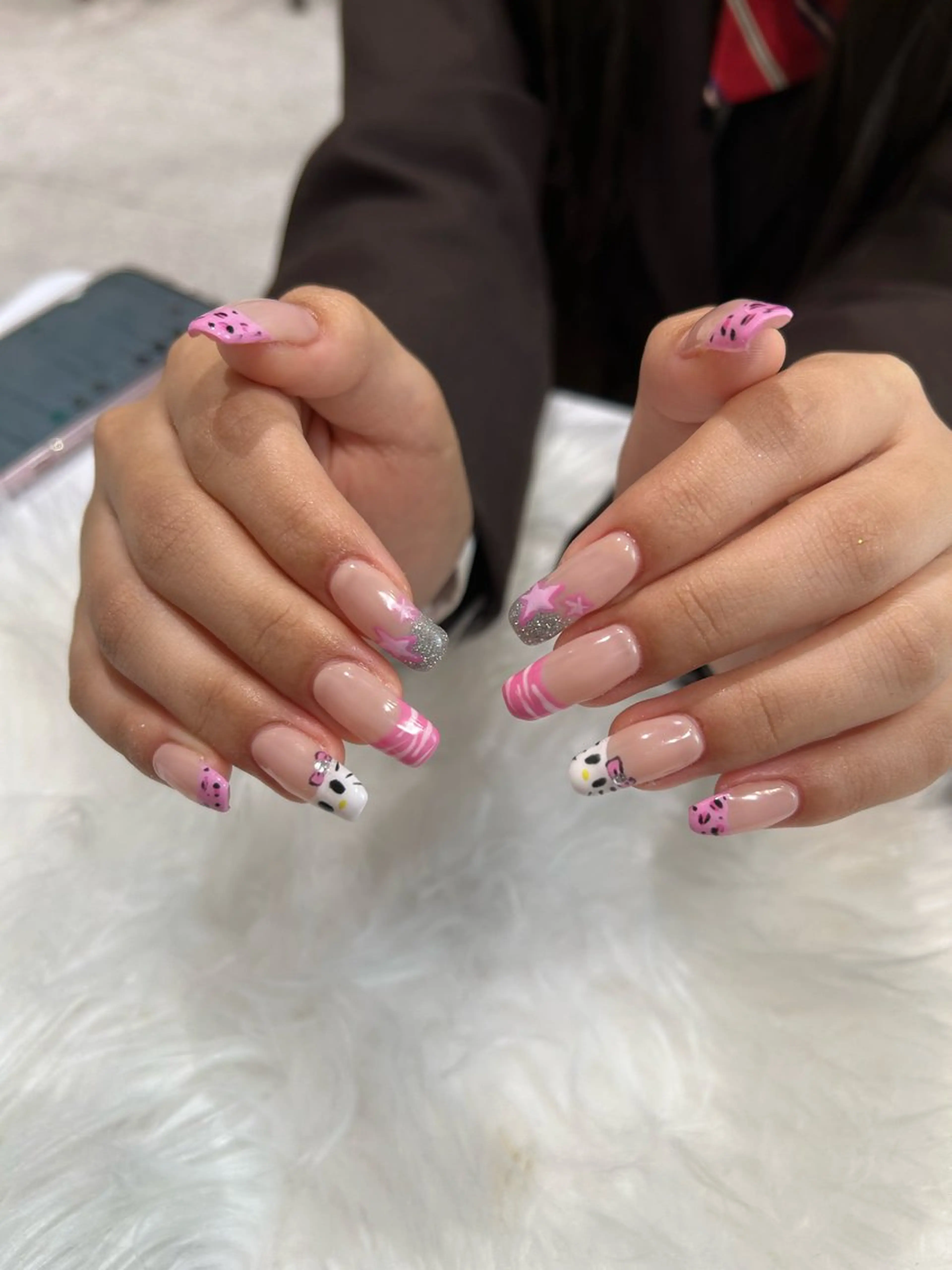 ネイル ハンドネイル ♡ハイトーン★ ネイル/しの♡のヘアスタイル