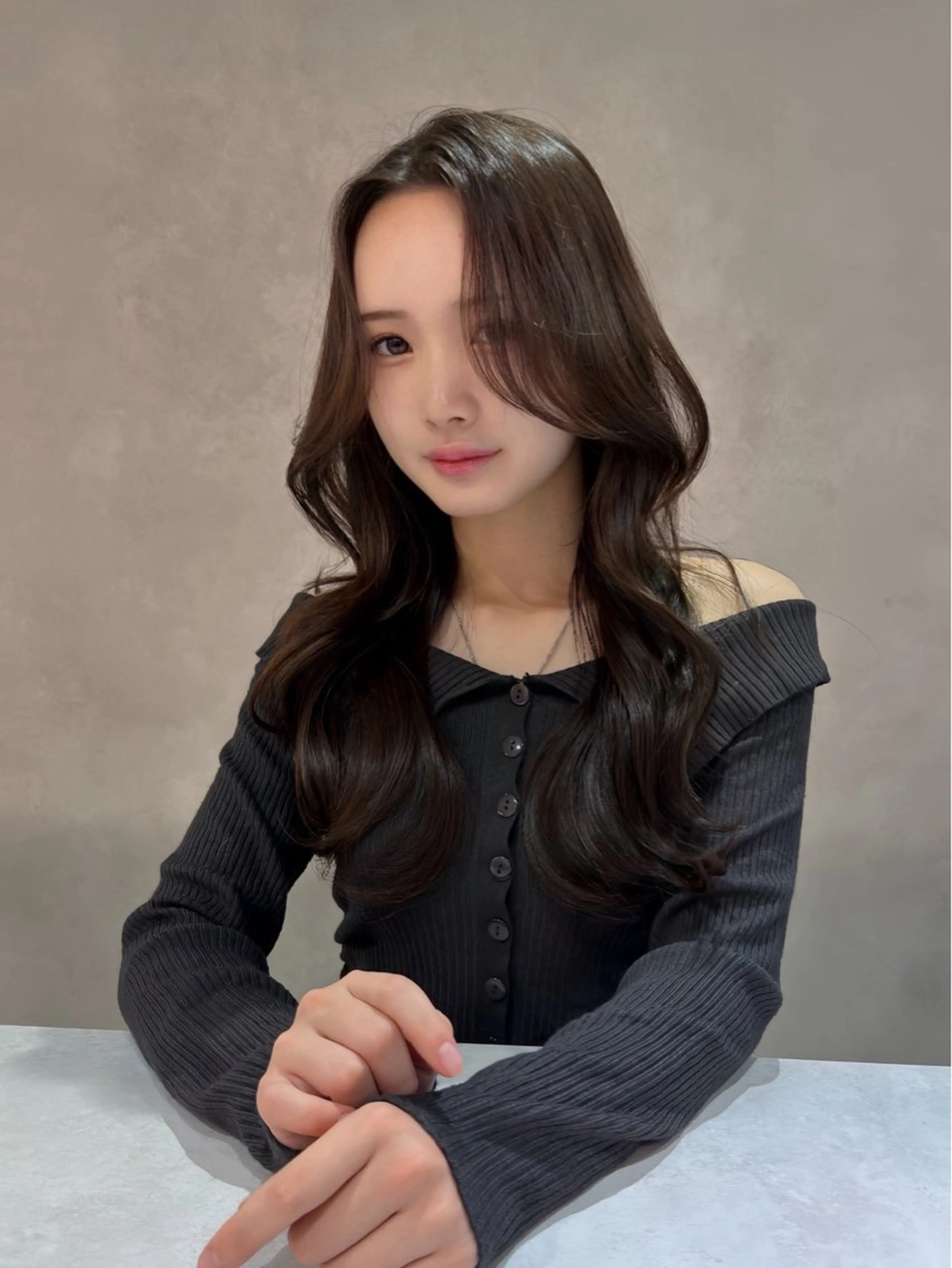 ロング カラー 田中 綾女のヘアスタイル