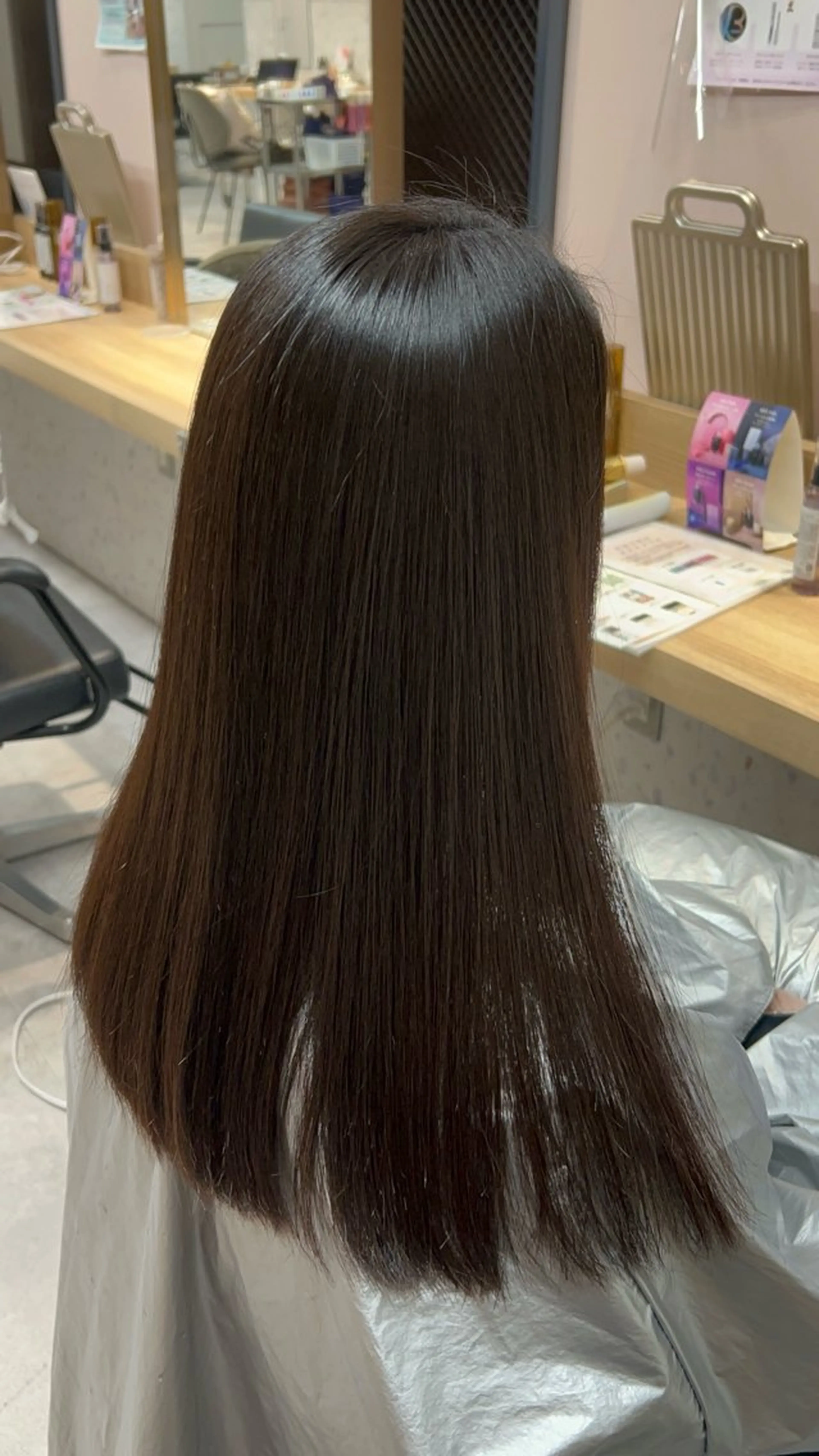 ロング カット 縮毛矯正 トリートメント 縮毛矯正♡透明感 カラー髙田海斗のヘアスタイル