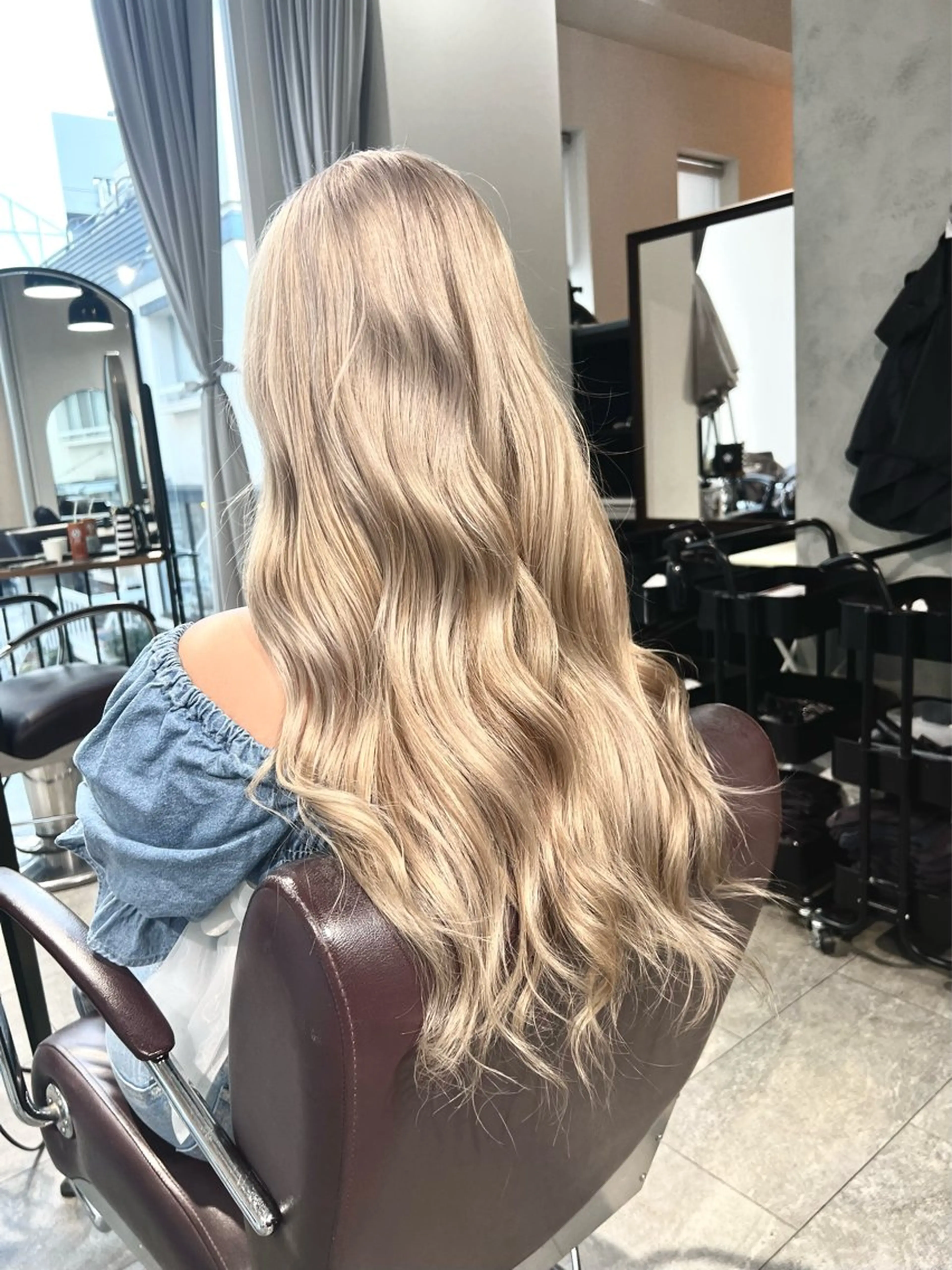 ロング カラー ヘアアレンジ ヘアカラー トリートメント ヘアセット 🌈インナーカラー ‘ショウマ’🌈のヘアスタイル