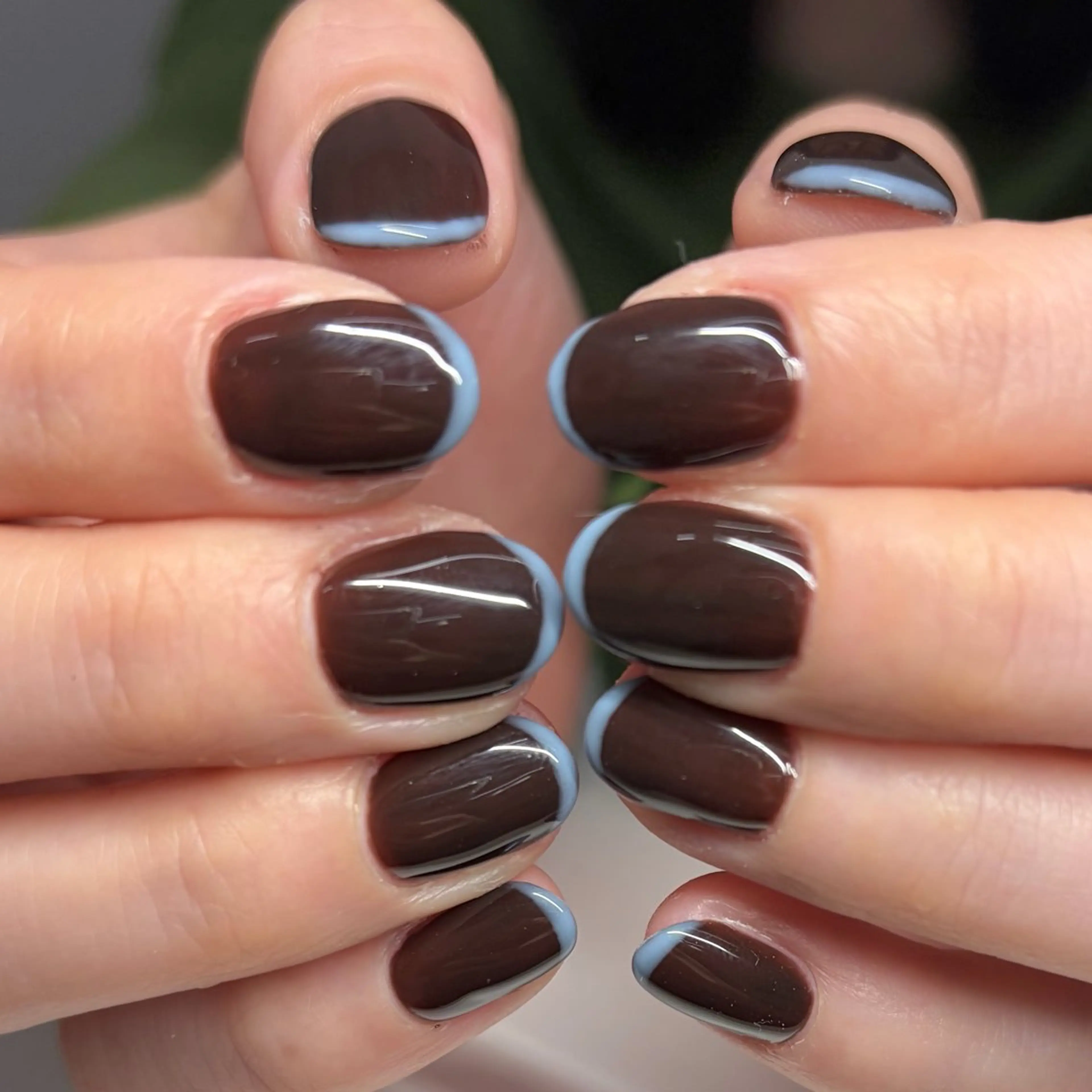 ネイル ブルー ブラウン フレンチネイル ハンドネイル nailmum jijiのネイルデザイン