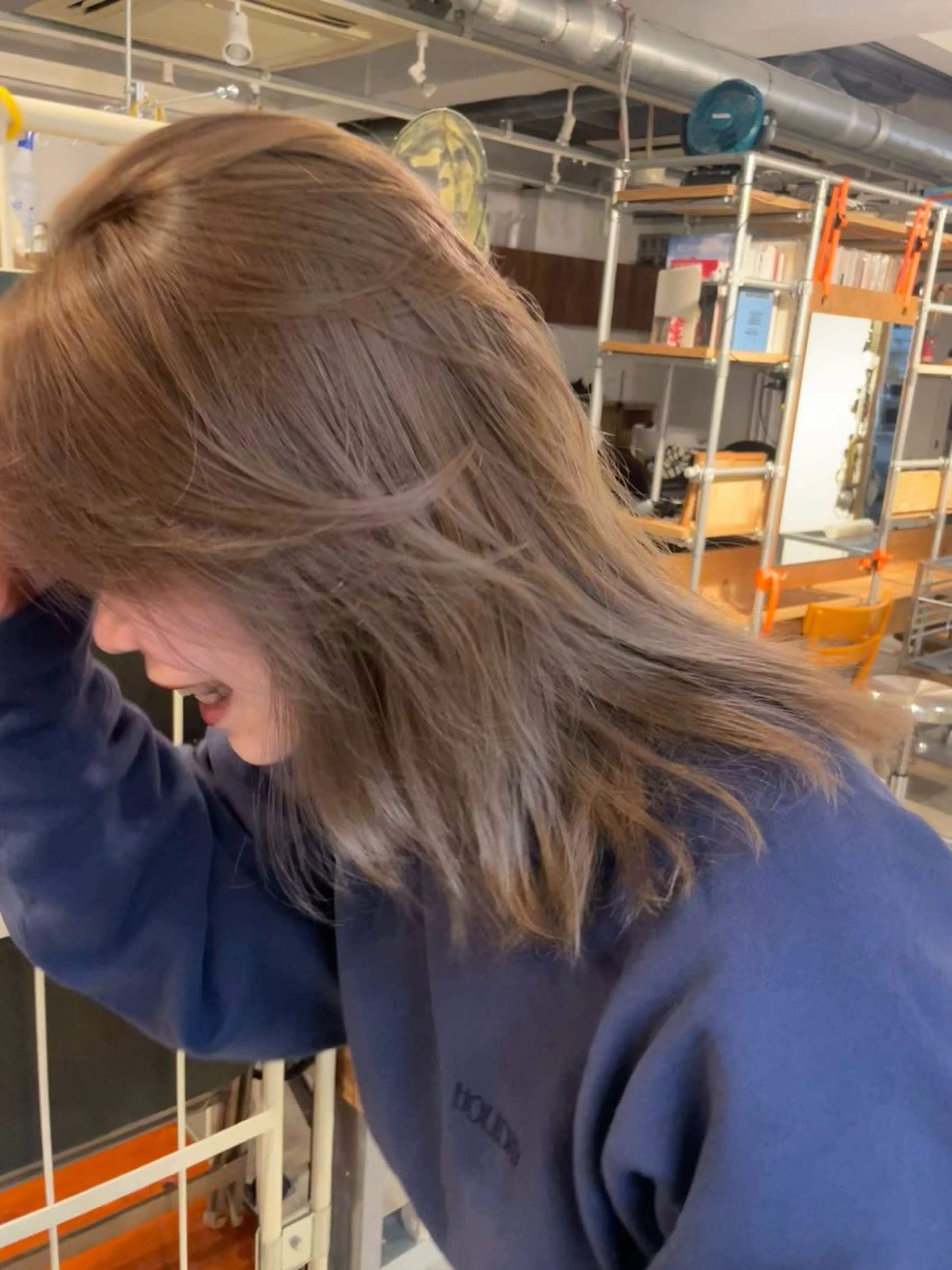 ミディアム cyez rinkaのヘアスタイル