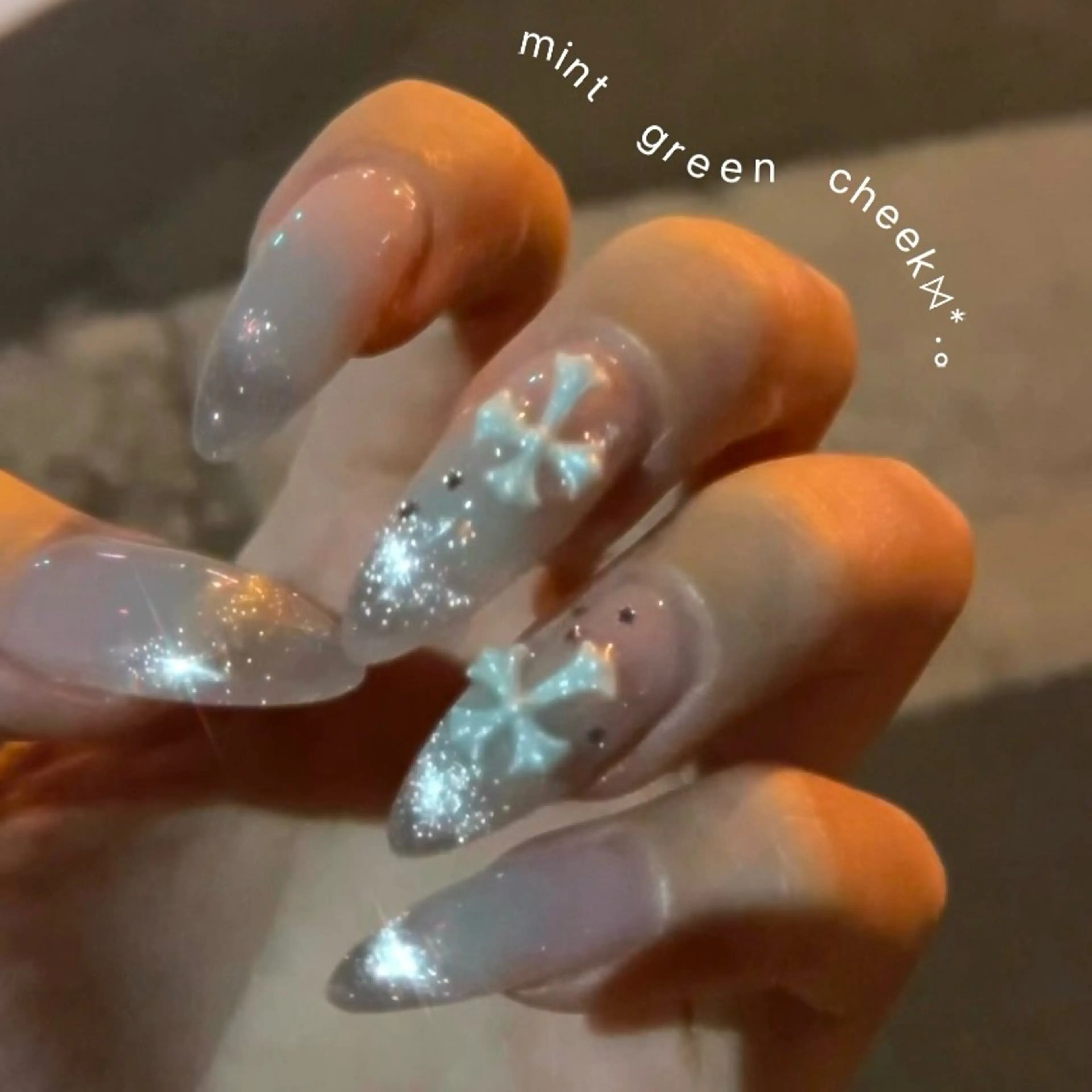 ネイル ハンドネイル Luna 【Li'ame】のネイルデザイン