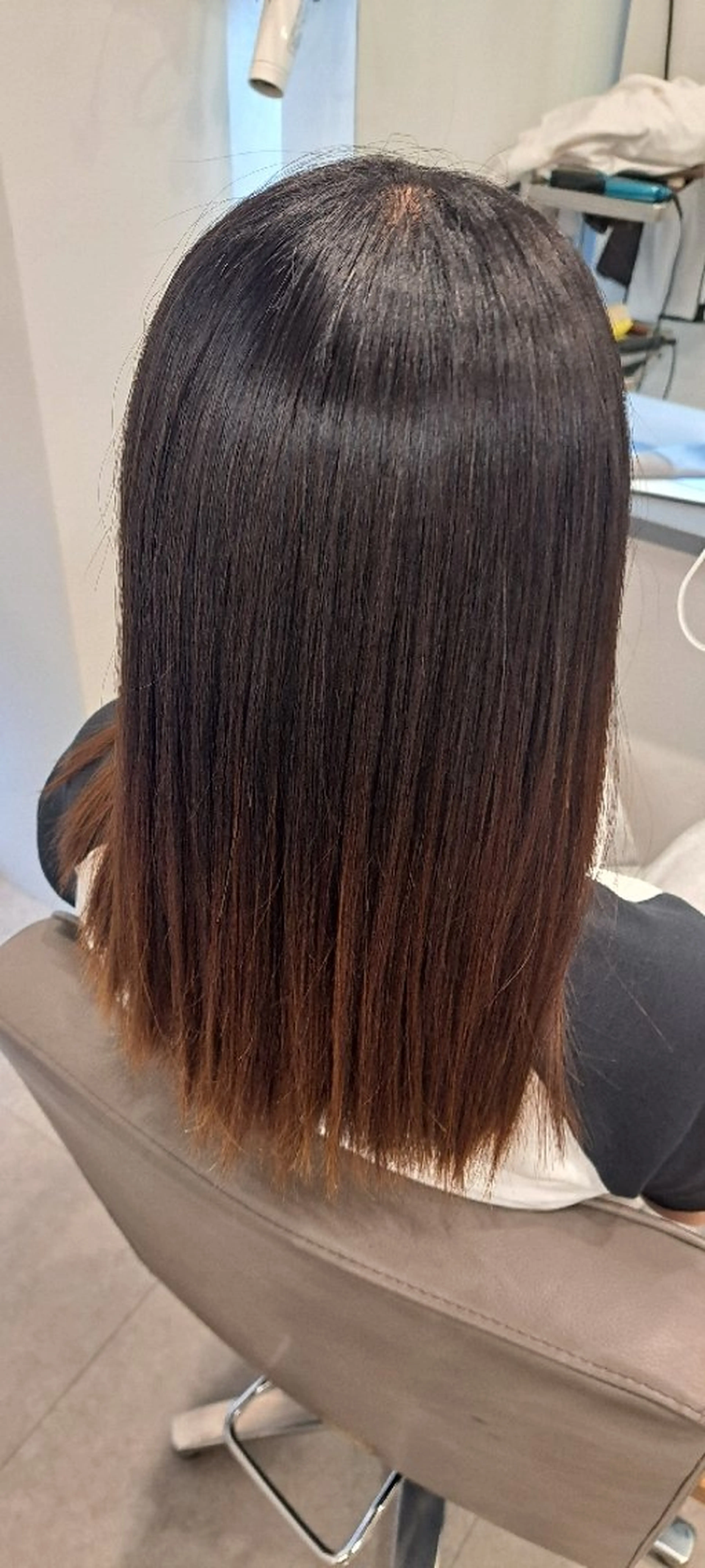 セミロング 縮毛矯正 from…所属・髪質改善ストレート♥ JUN🐱のヘアスタイル