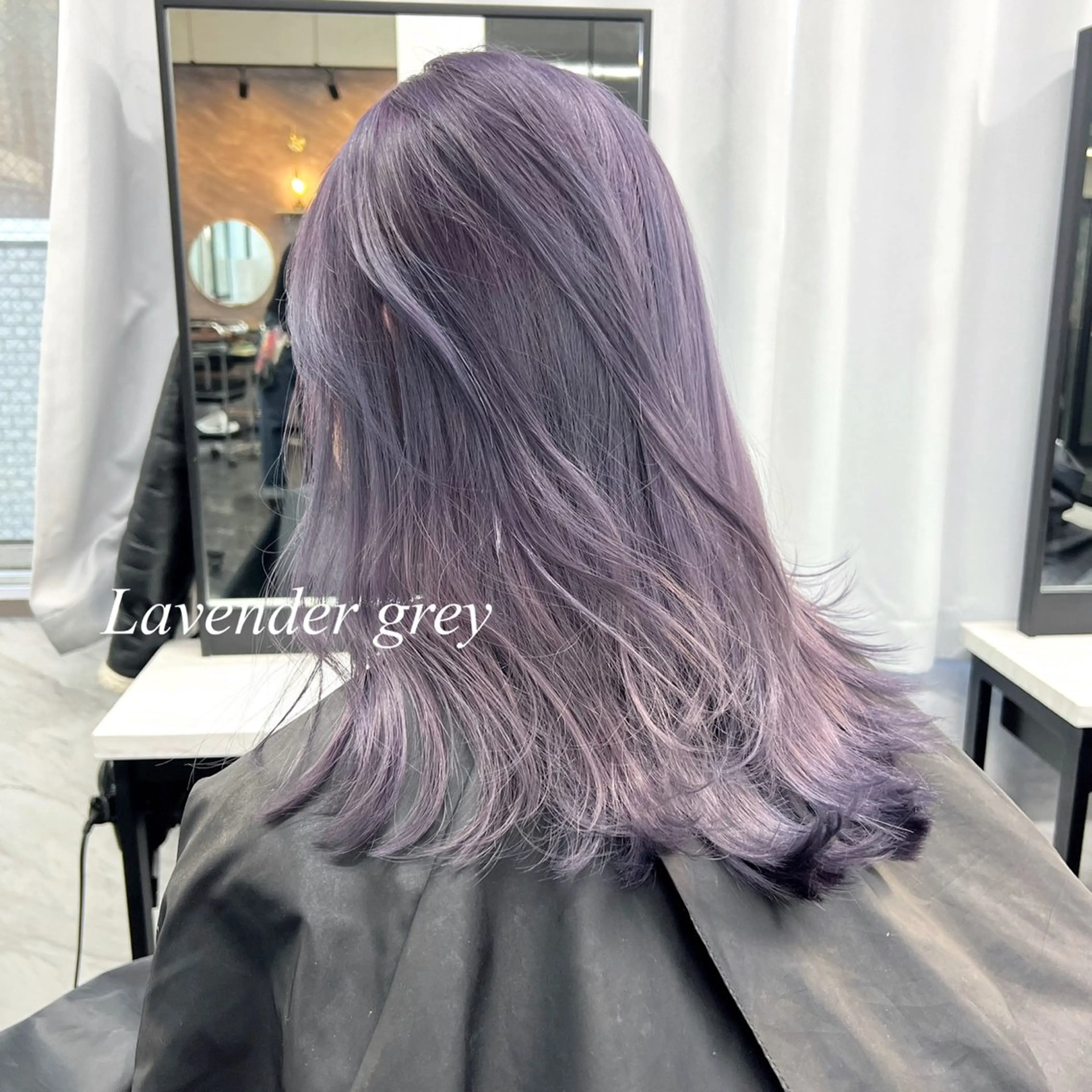 セミロング カラー シールエクステ ハイトーンカラー エクステ ヘアカラー トリートメント シールエクステ特化 ハイトーン、NANAのヘアスタイル