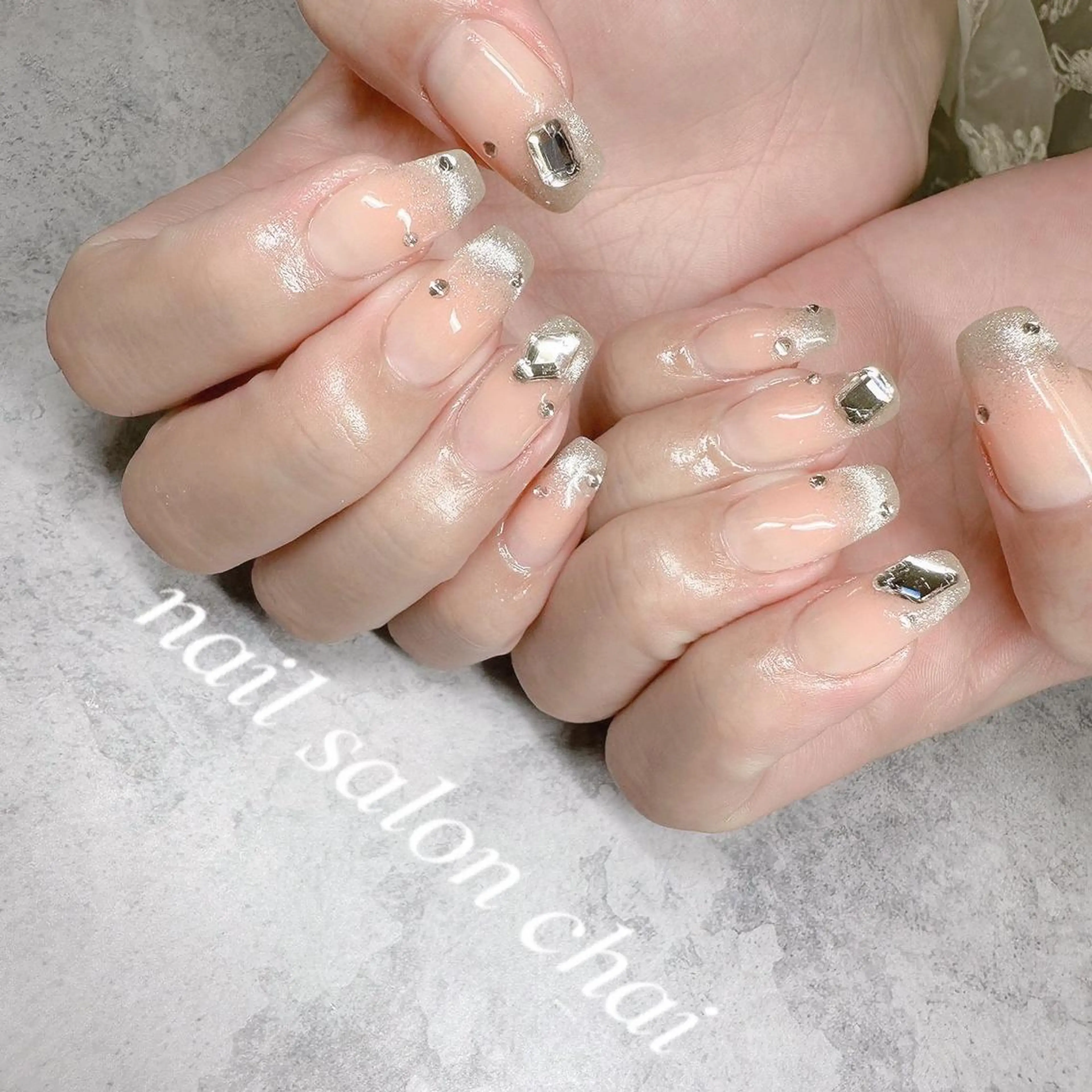 ネイル フレンチネイル マグネットネイル マグネットフレンチ nail salon chai 上本町のネイルデザイン