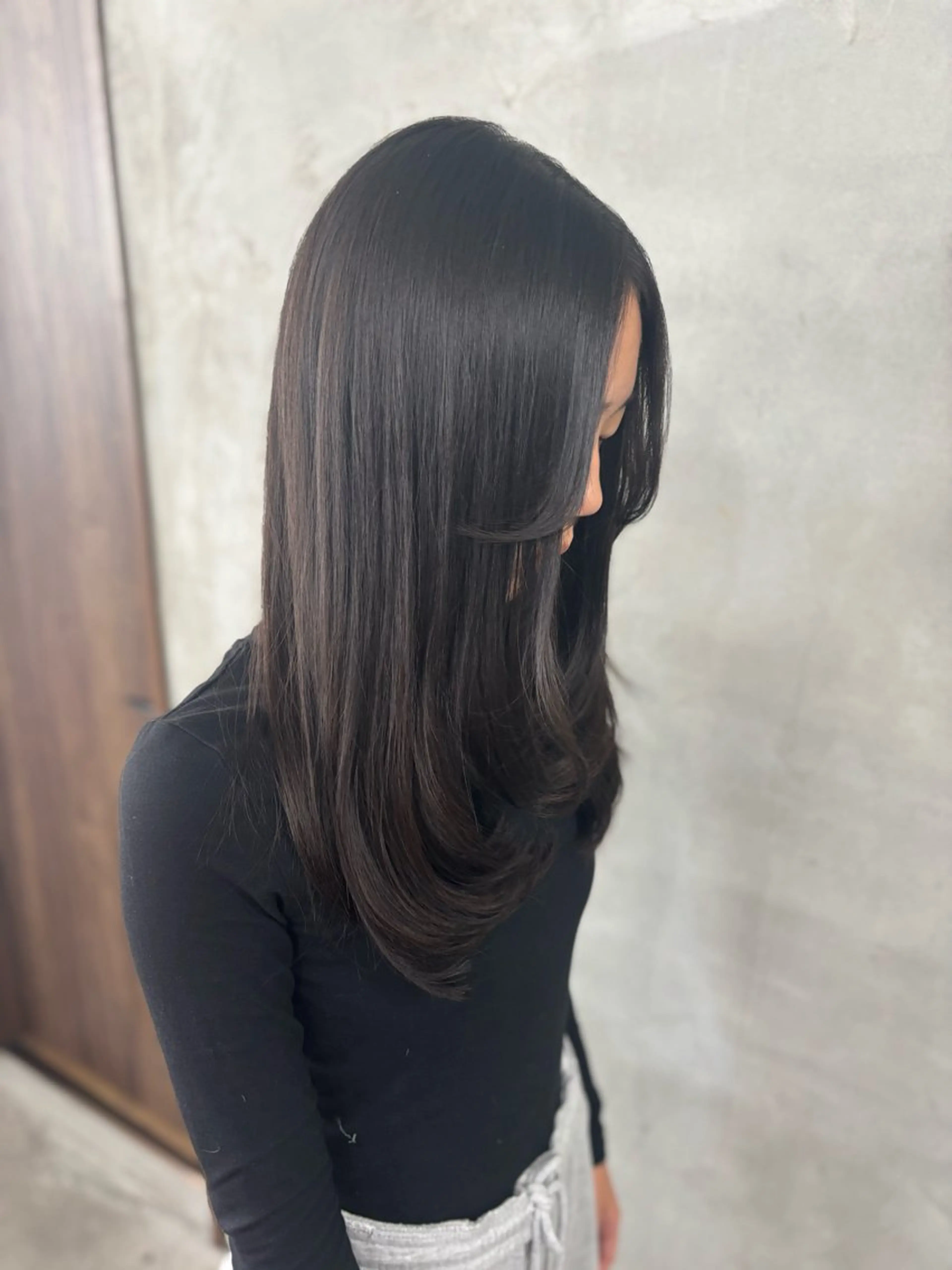 ロング 顔まわりレイヤー レイヤーカット カット ✨ブリーチなし透明感 ✨カラー💍Yuriのヘアスタイル