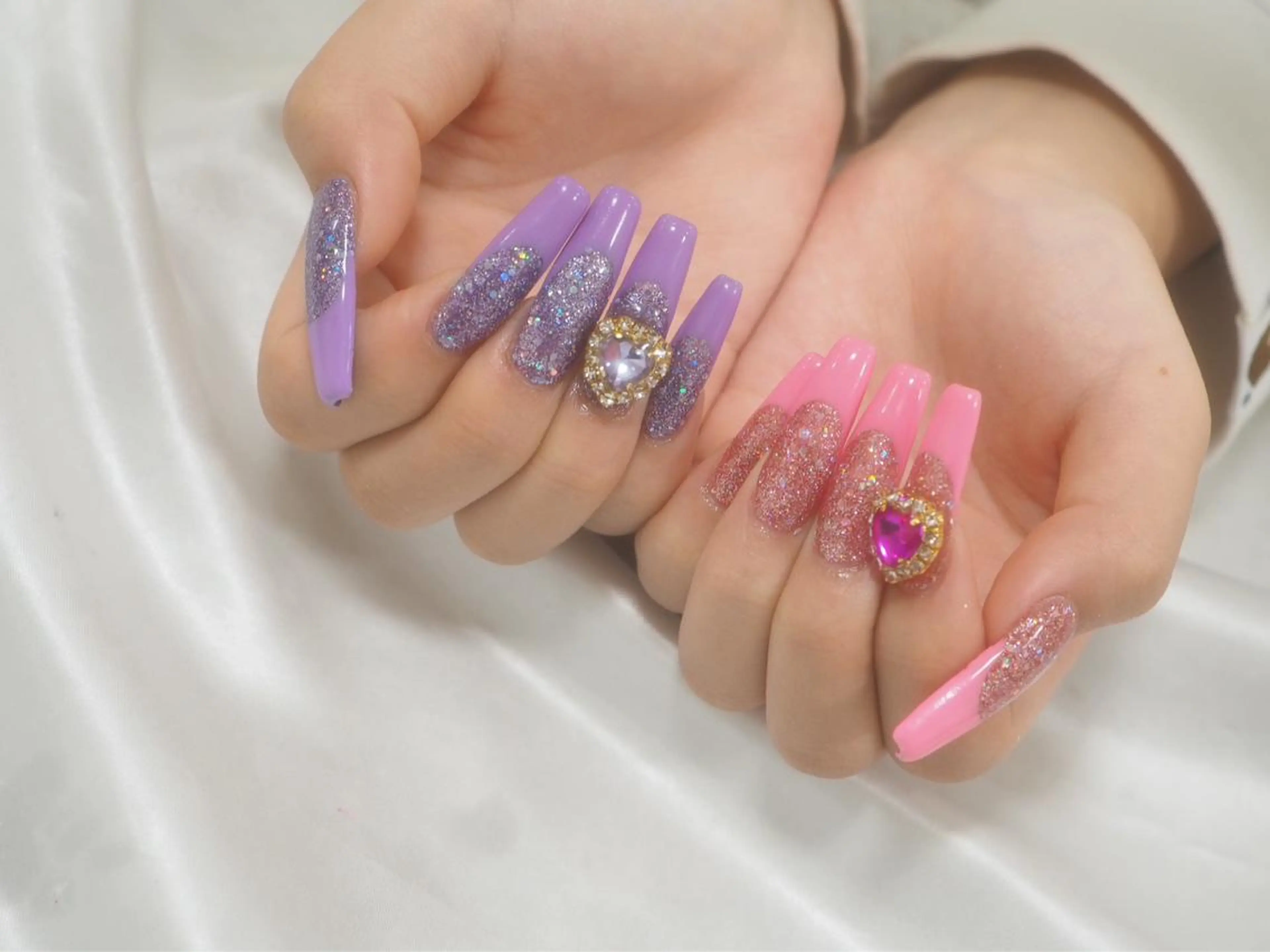 ロング ネイル Amore 板谷爽花のネイルデザイン