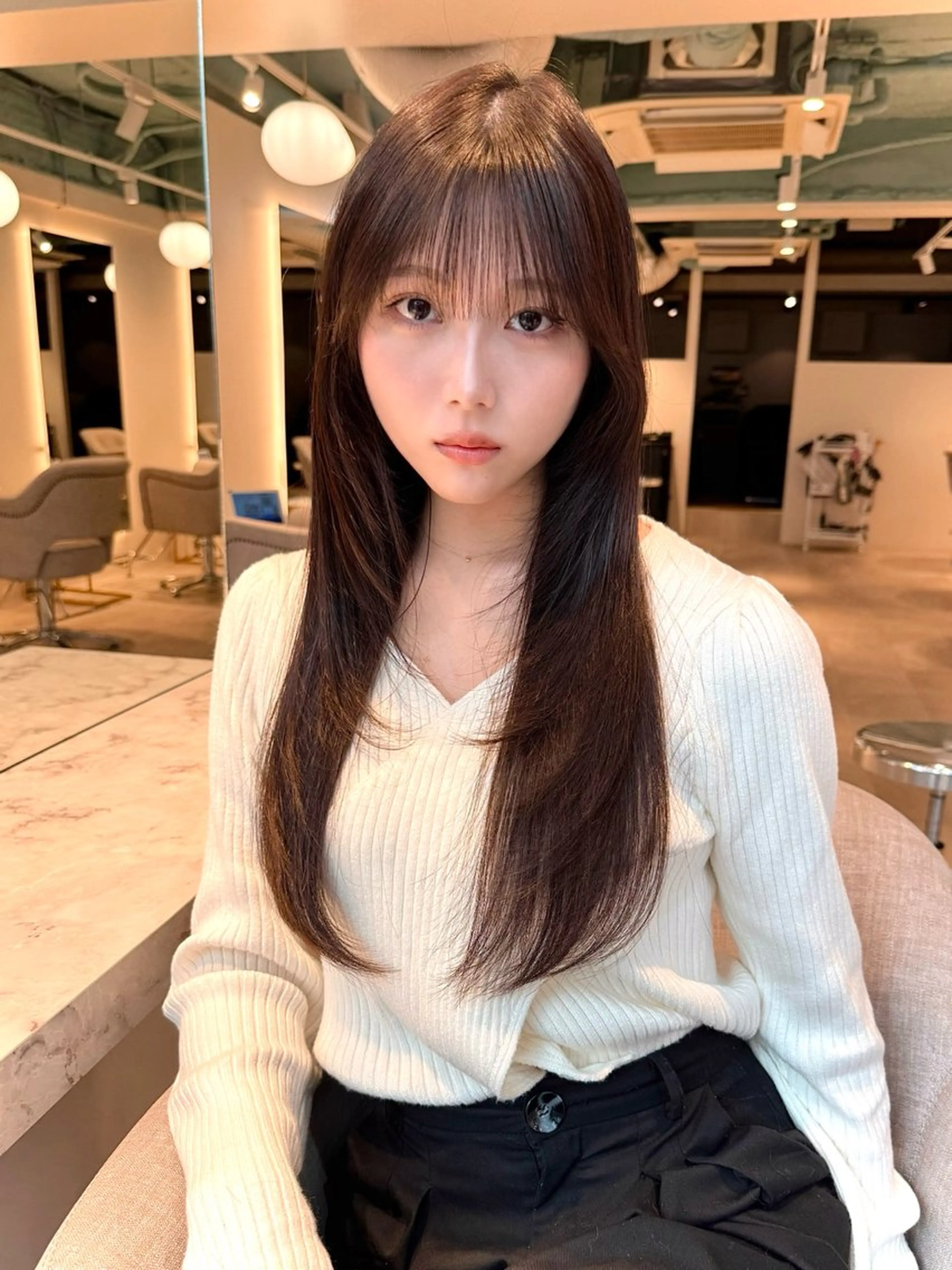 ロング カット ヘアカラー トリートメント ハイレイヤー/顔周り /レイヤーカットのヘアスタイル