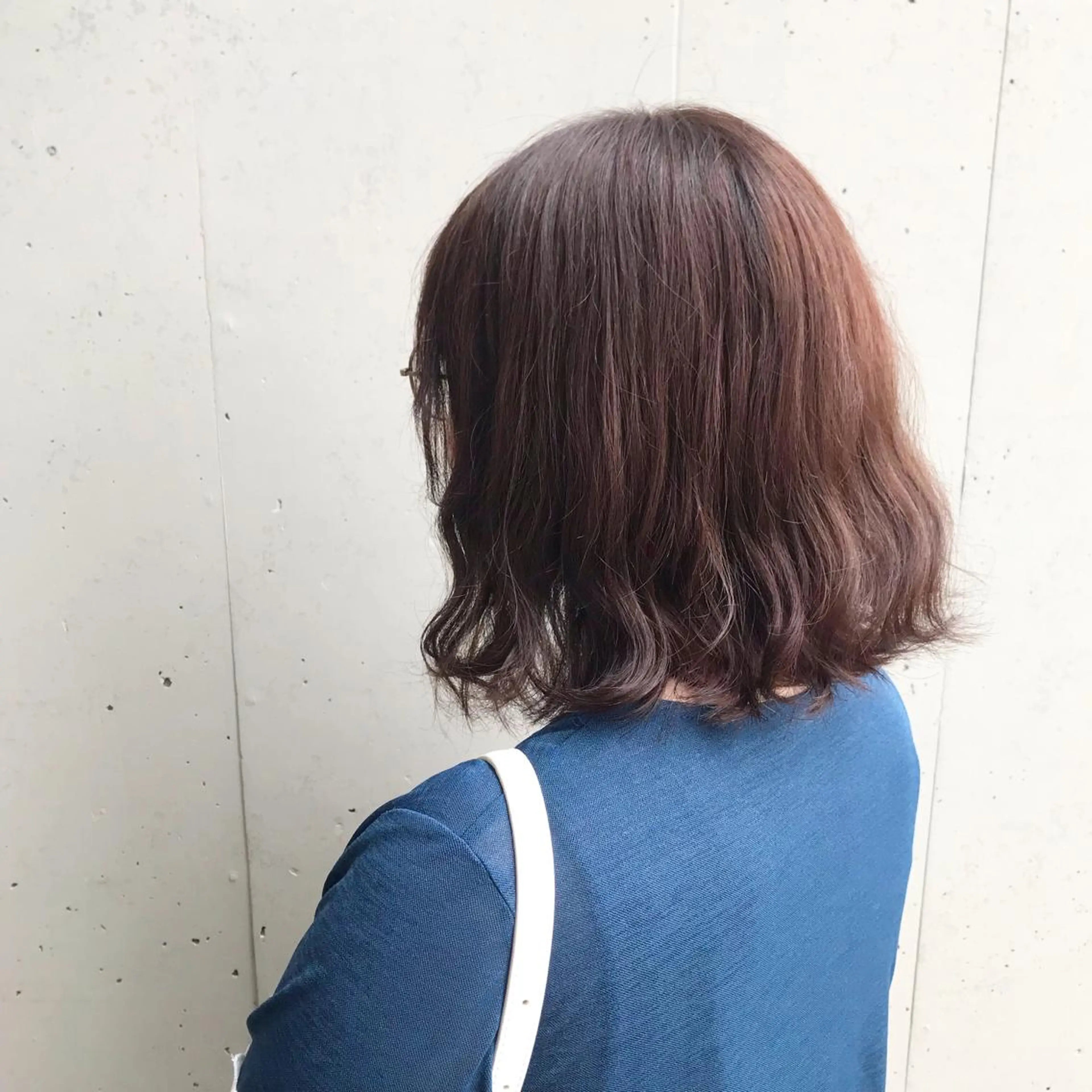 ミディアム カラー 一ノ瀬 蘭のヘアスタイル