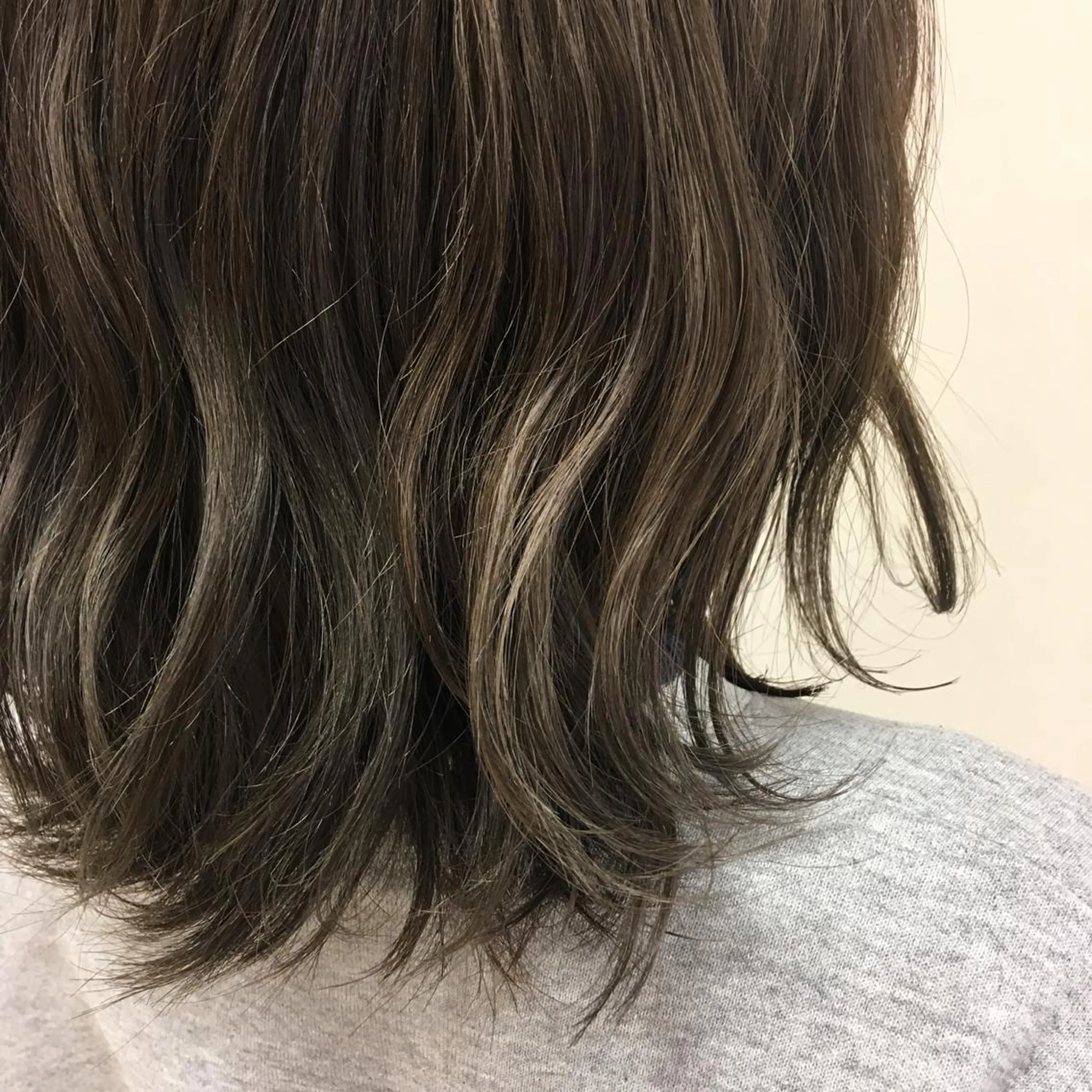 ショート カラー ヘアアレンジ ヘアカラー トリートメント 【Sweep】おじま のぞみのヘアスタイル