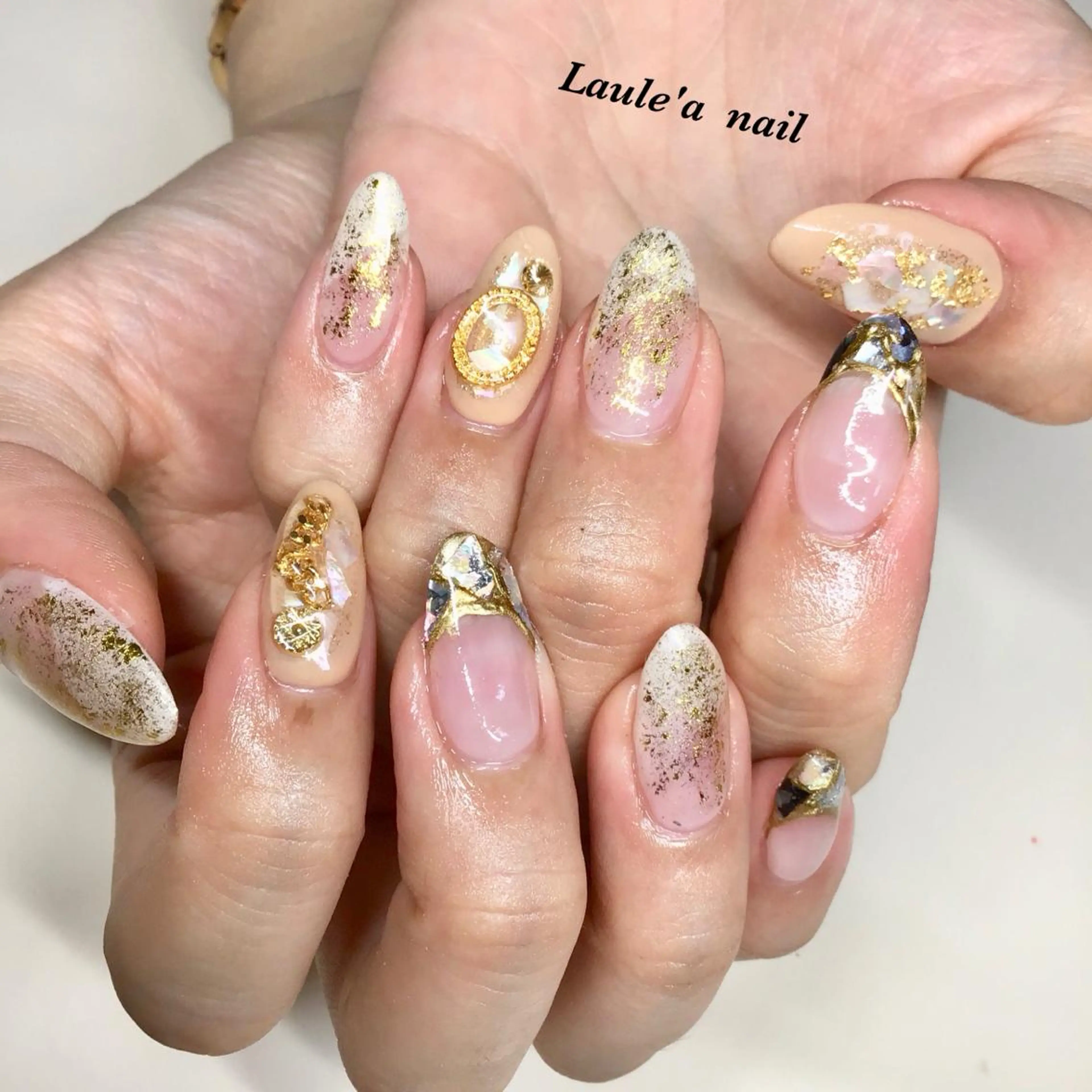 ロング ネイル マツエク・マツパ 福田 加奈のネイルデザイン