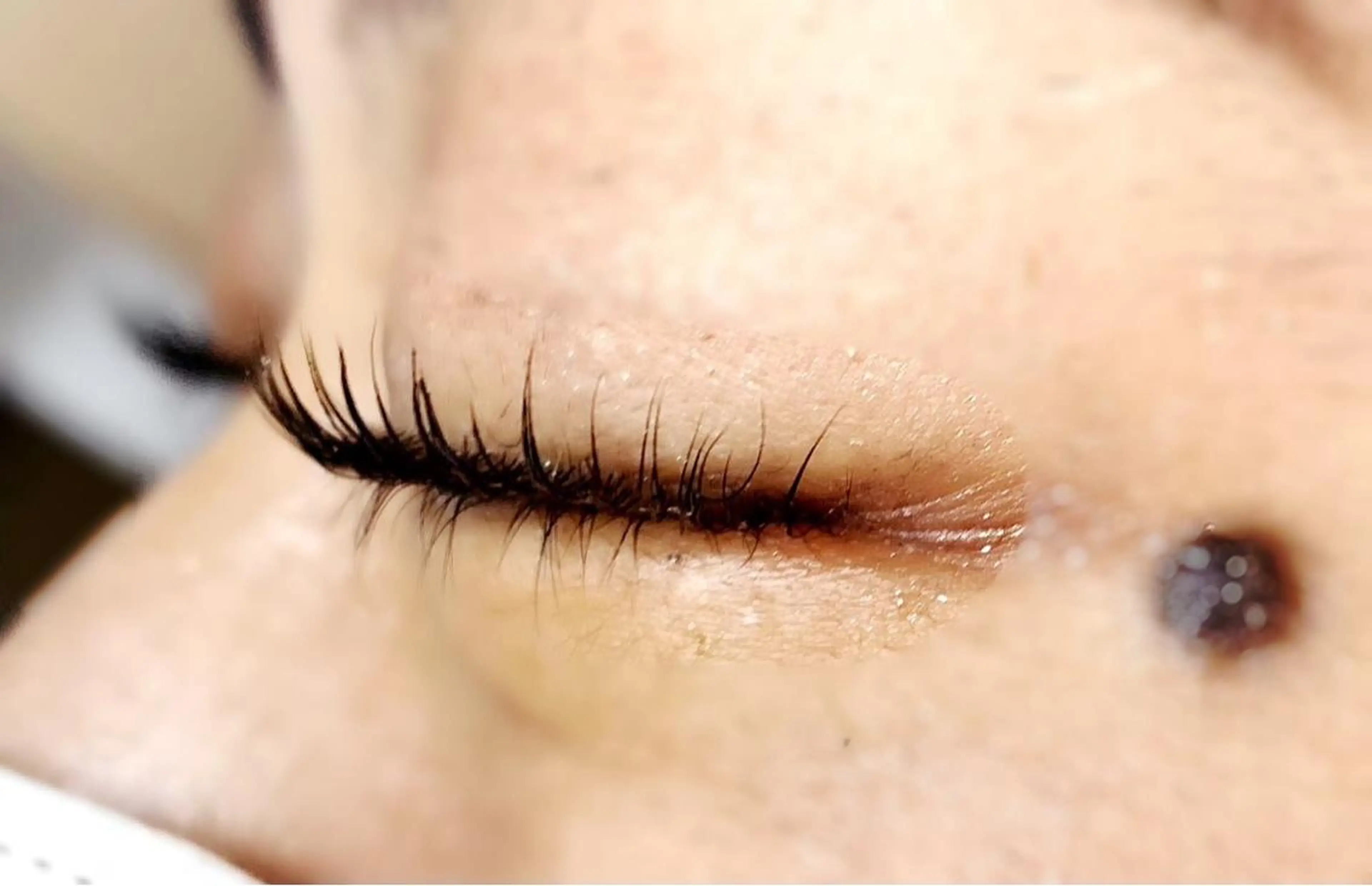 まつ毛に栄養を与えながらしっかりカールを持続できるキューティクルandトリートメント付きまつ毛パーマ🤩ご好評✨の写真