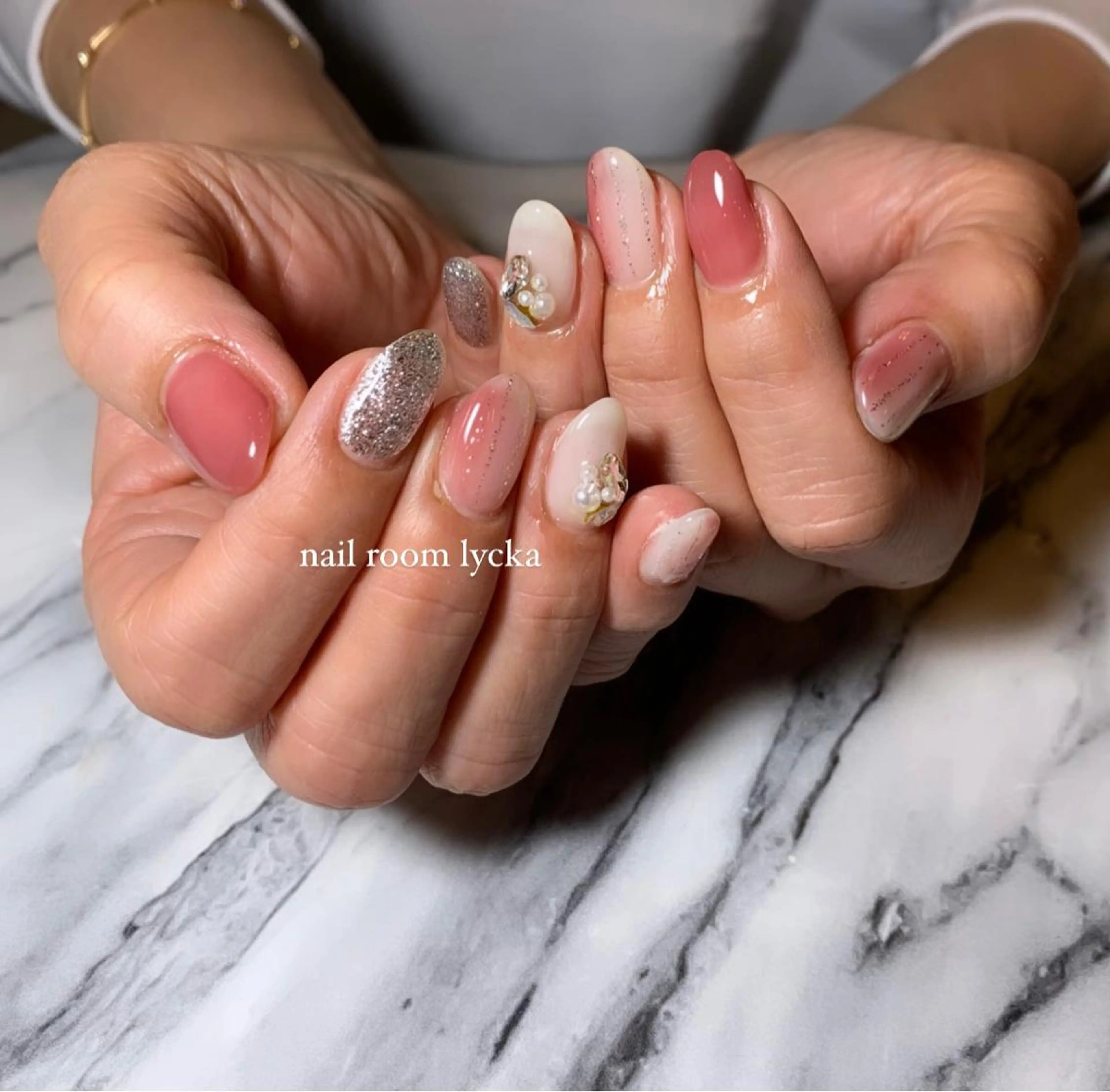 ネイル ﾈｲﾙﾙｰﾑﾘｯｶ 𝐦𝐚𝐲𝐮のネイルデザイン