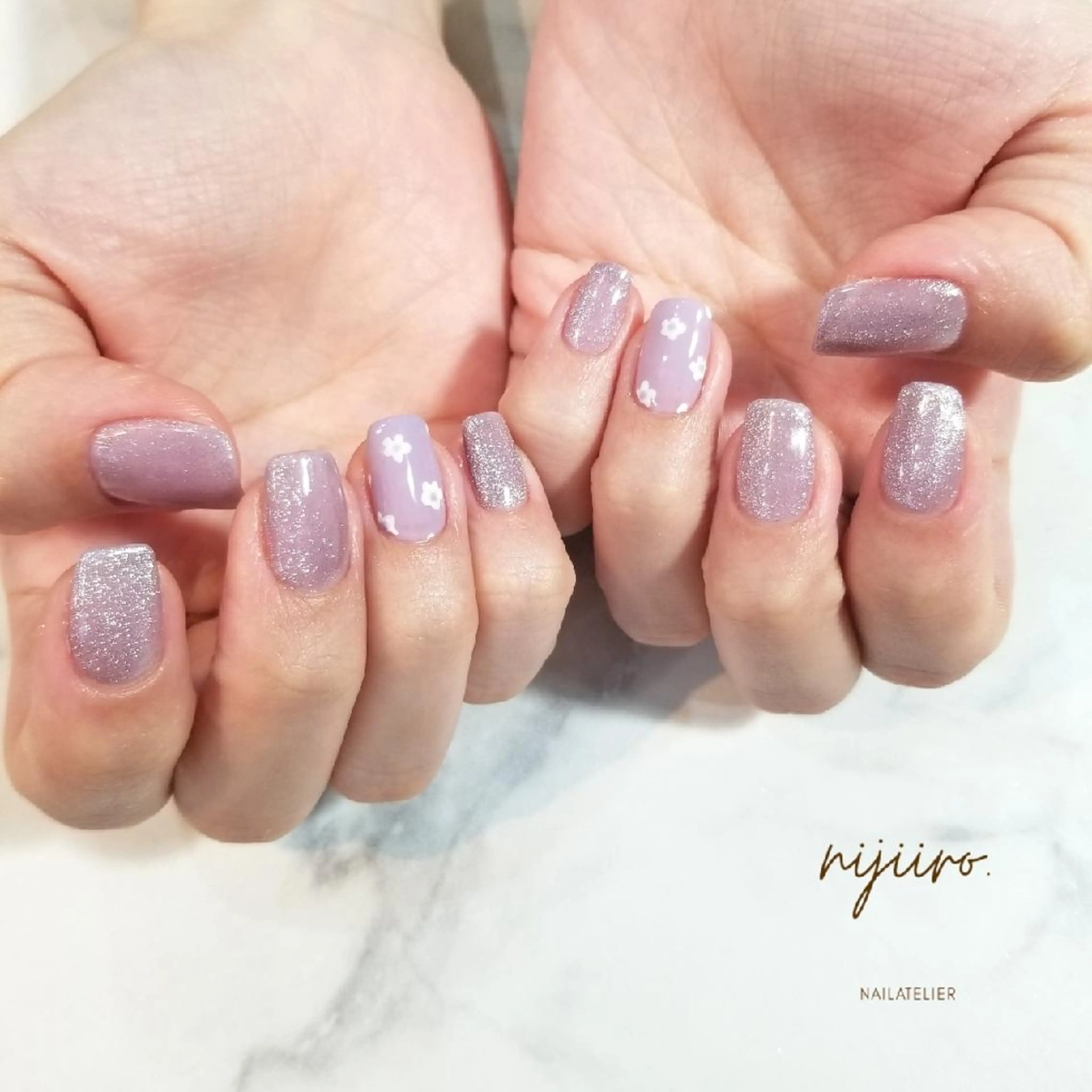 ネイル マグネットネイル ハンドネイル nijiiro🌈 サトウのネイルデザイン