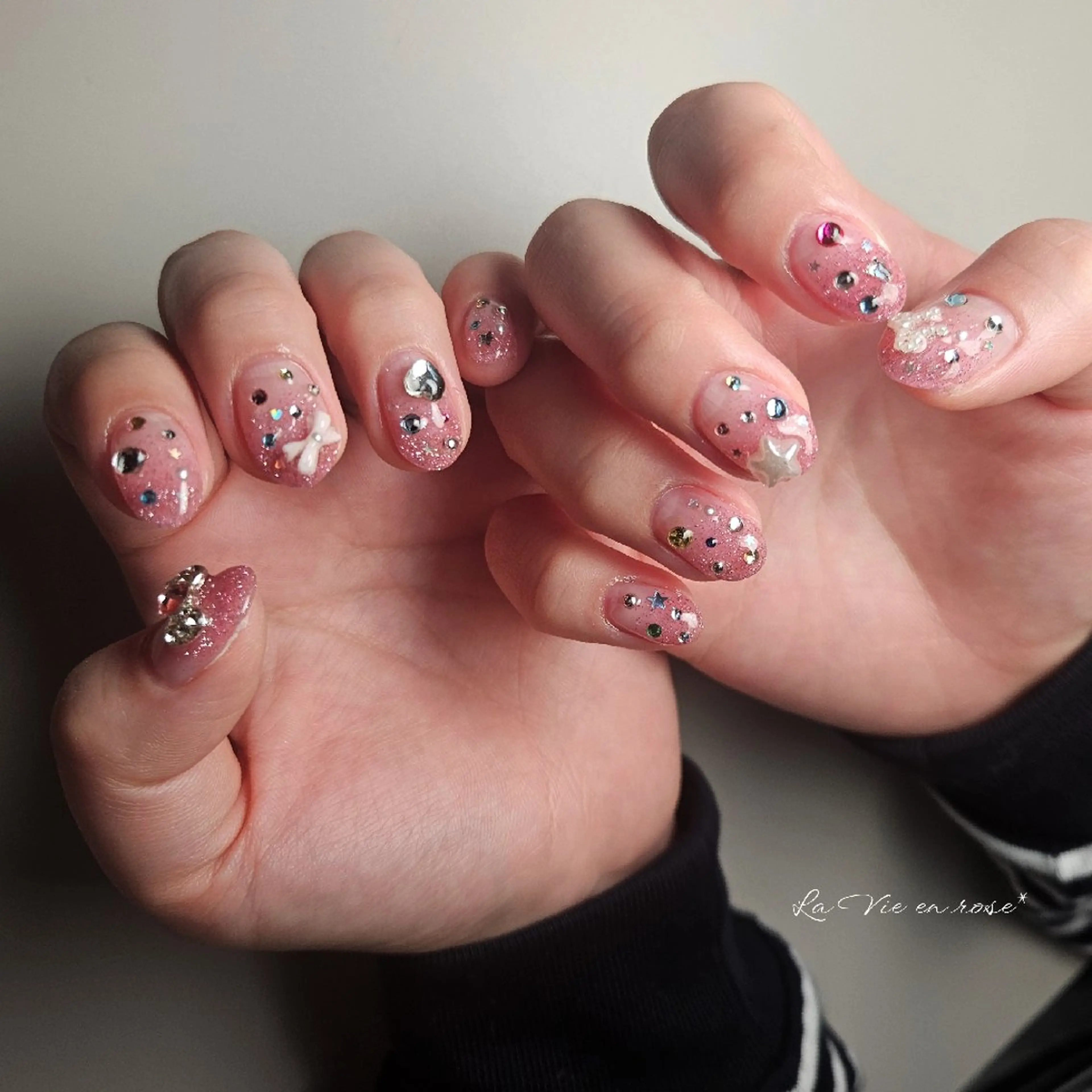 ネイル ラヴィアン ローズのネイルデザイン