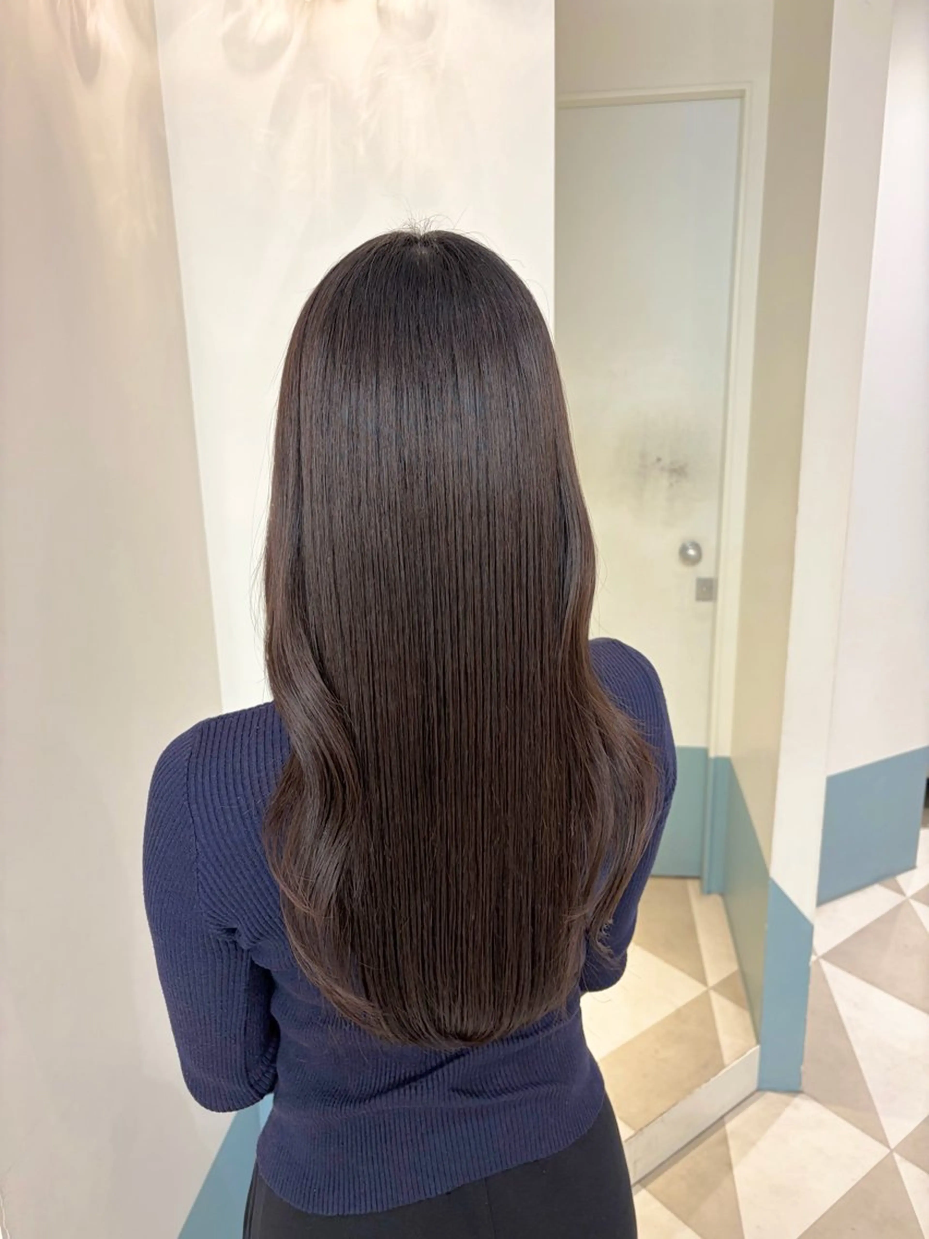 セミロング カラー ヘアアレンジ セミロングパーマ 酸性ストレート 縮毛矯正 森山 陽菜のヘアスタイル