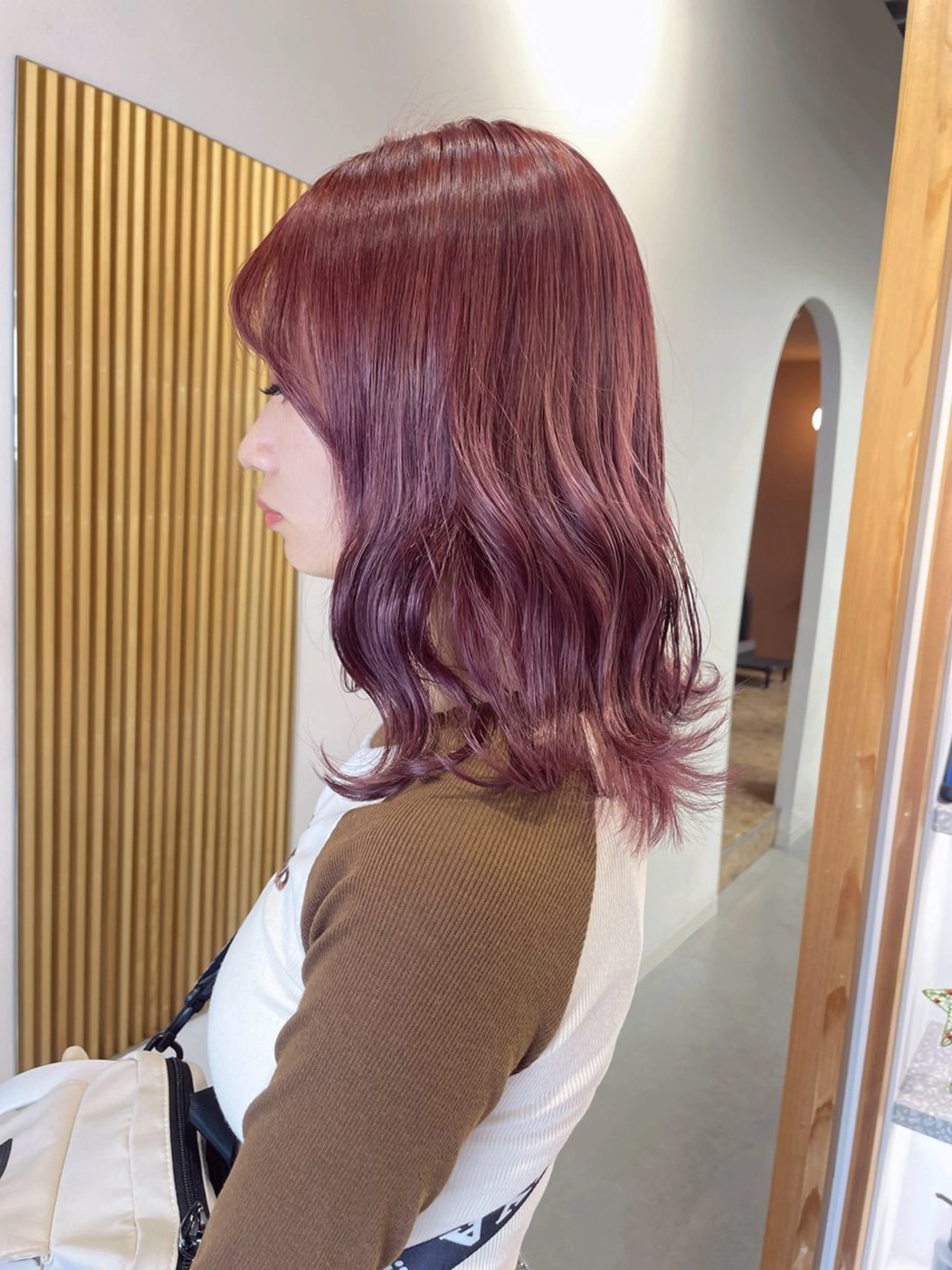 セミロング カラー ダブルカラー,透け カラーHINARIのヘアスタイル